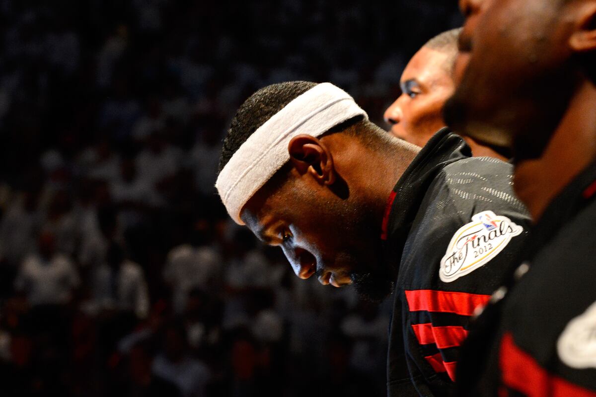 michael jordan comments on lebron james