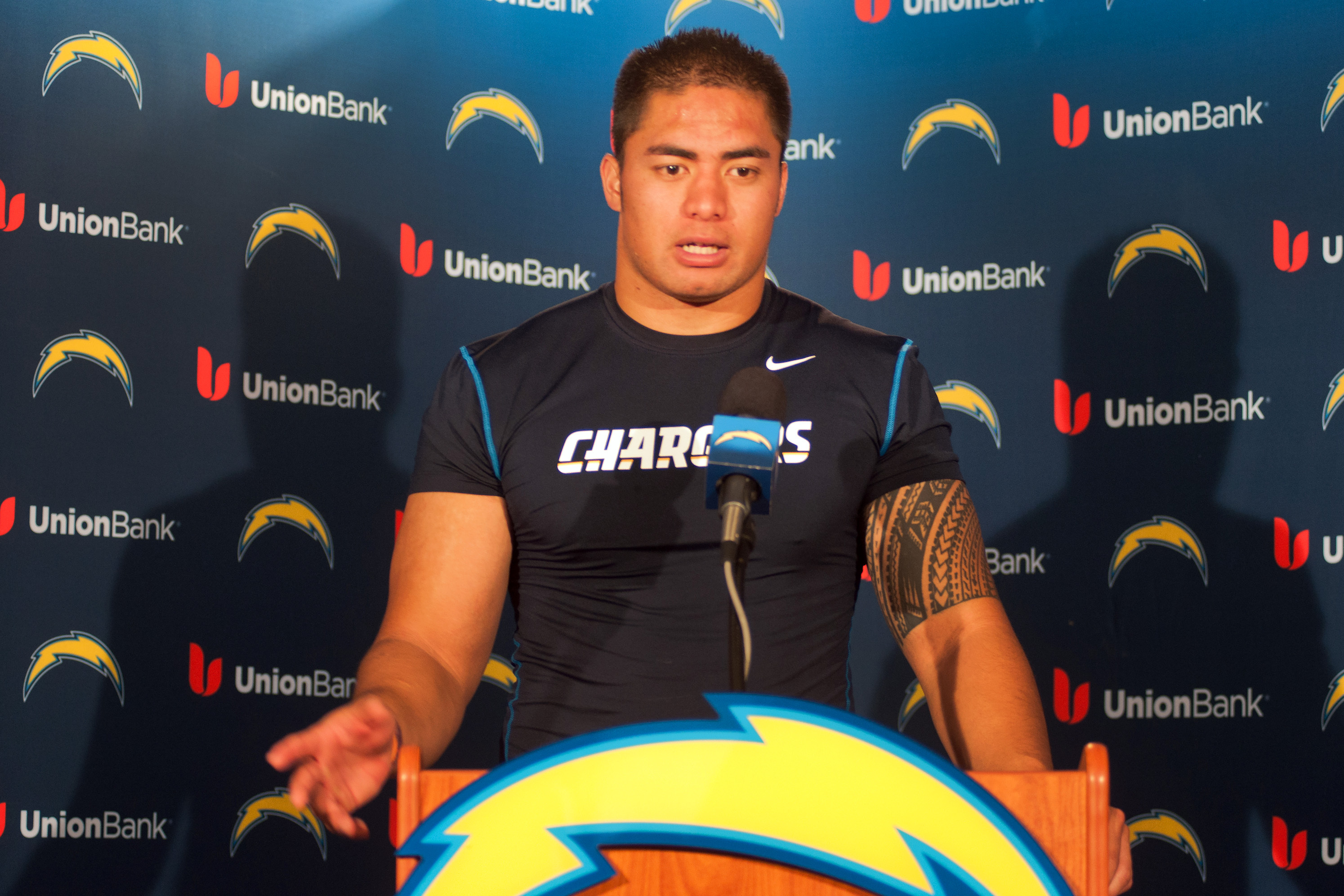 Now healthy, Saints LB Manti Te'o reunites with Los Angeles Chargers - ESPN  - Los Angeles Chargers Blog- ESPN