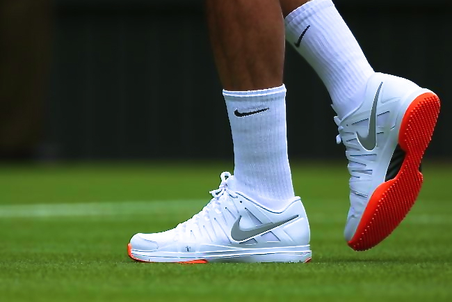 redden Charlotte Bronte kalligrafie Roger Federer Banned from Wearing Orange-Soled Shoes at Wimbledon | News,  Scores, Highlights, Stats, and Rumors | Bleacher Report