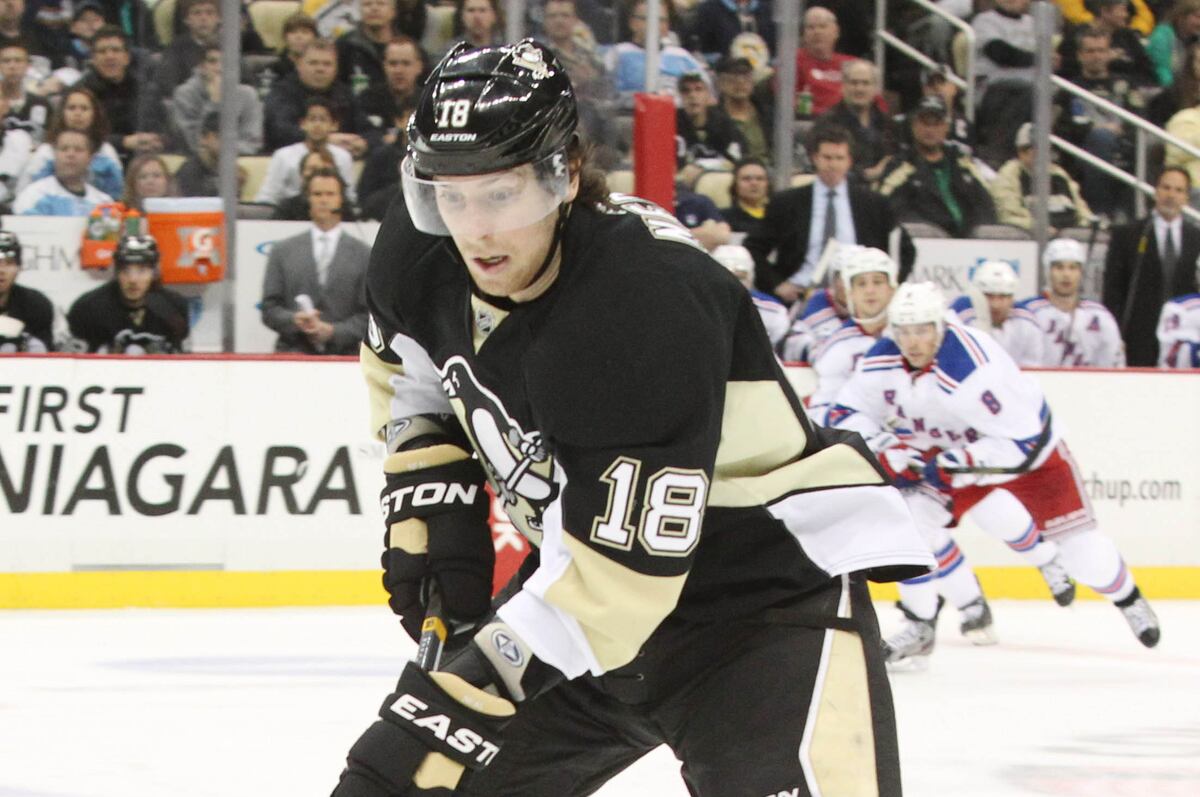 NHL Trade Rumors: Penguins Should Avoid Moving James Neal This