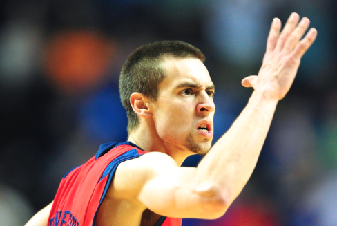 Report: Suspended Ole Miss basketball player Marshall Henderson