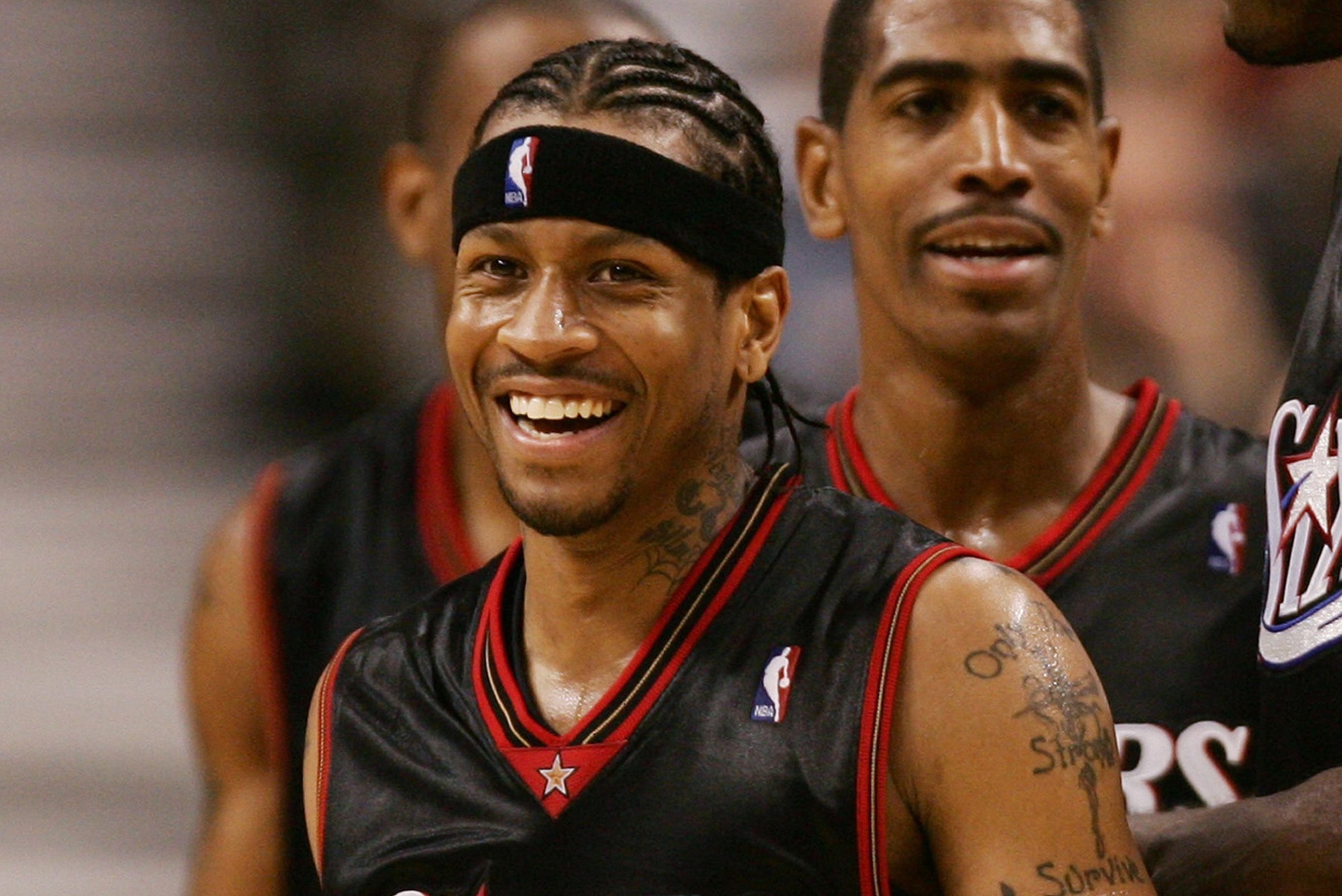 【影片】戰神戲耍魔獸！Allen Iverson：聽說你很能跳？-黑特籃球-NBA新聞影音圖片分享社區