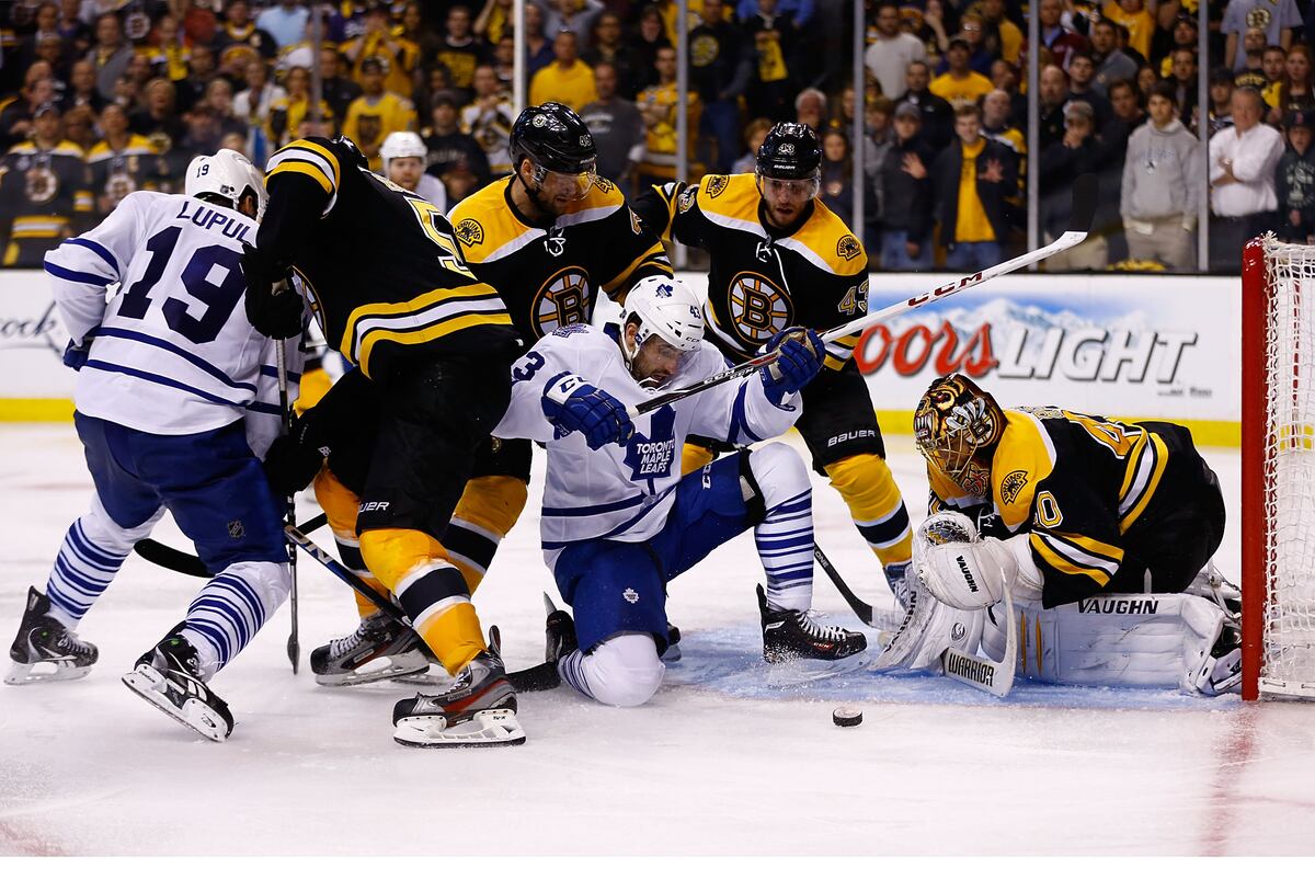 Toronto Maple Leafs 2013-14 NHL Schedule: Must-See Games ...