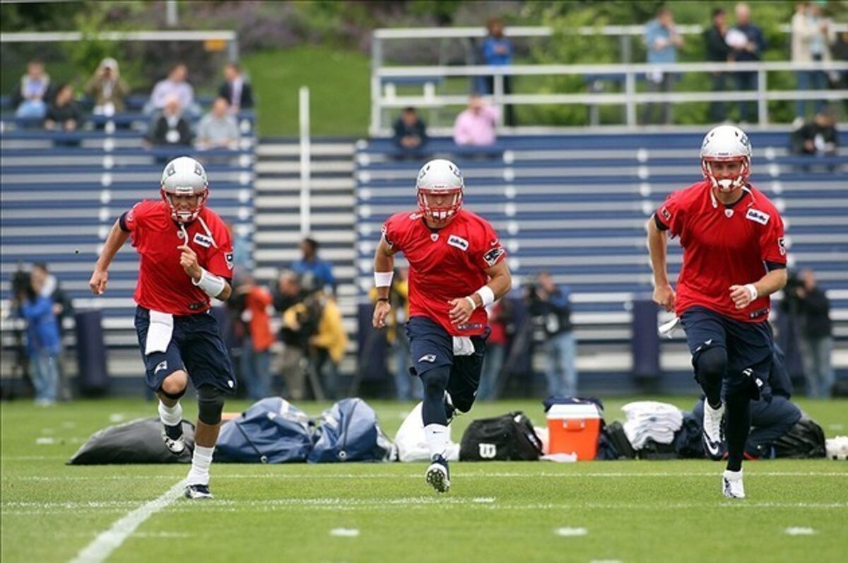 NEW ENGLAND PATRIOTS UNOFFICIAL DEPTH CHART visual data 3