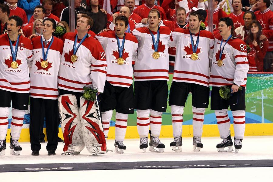 Toews leads the way of college hockey alums invited to Team Canada
