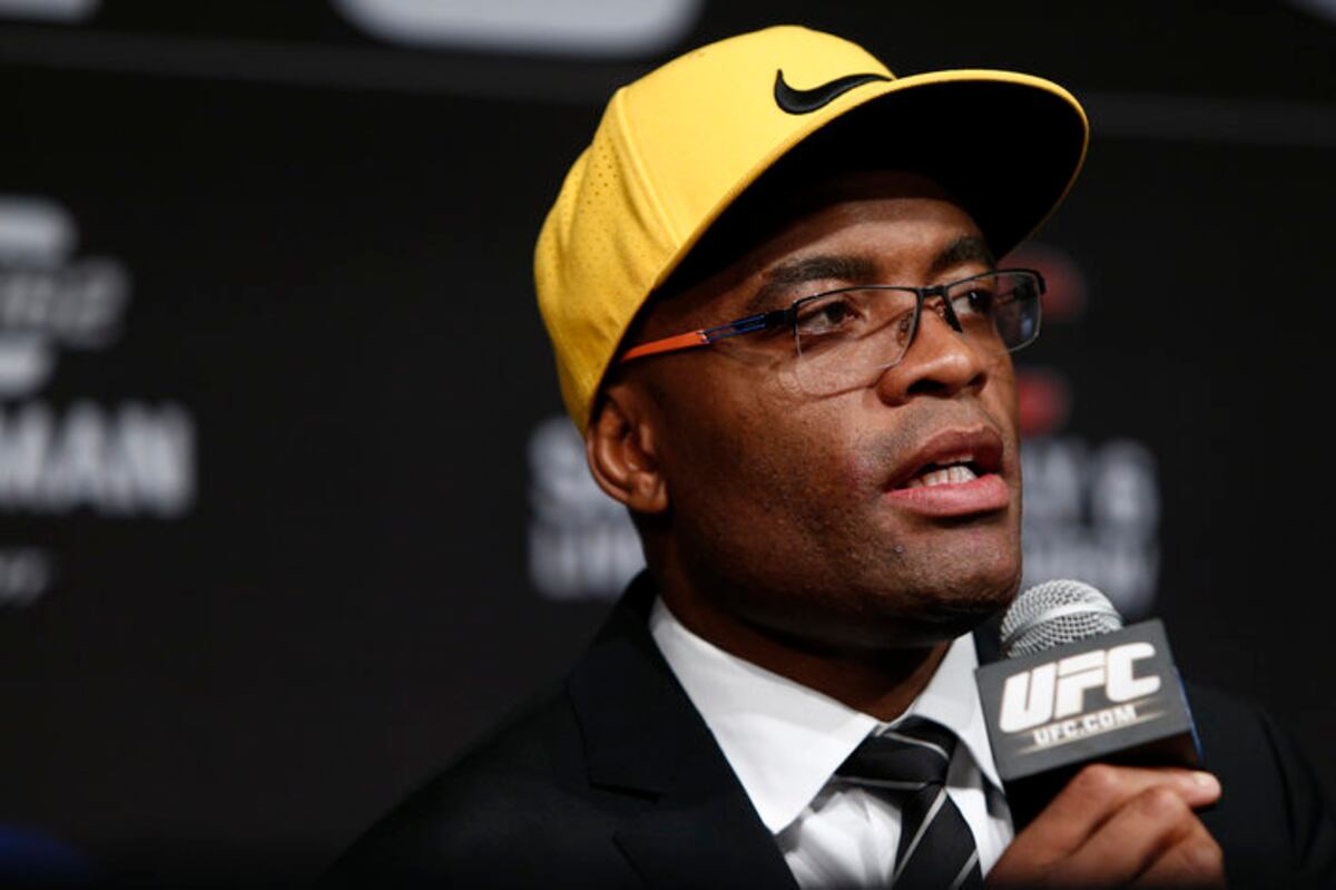 Teary-Eyed Anderson Silva Assures Fans His Bout with Chris Weidman Wasn