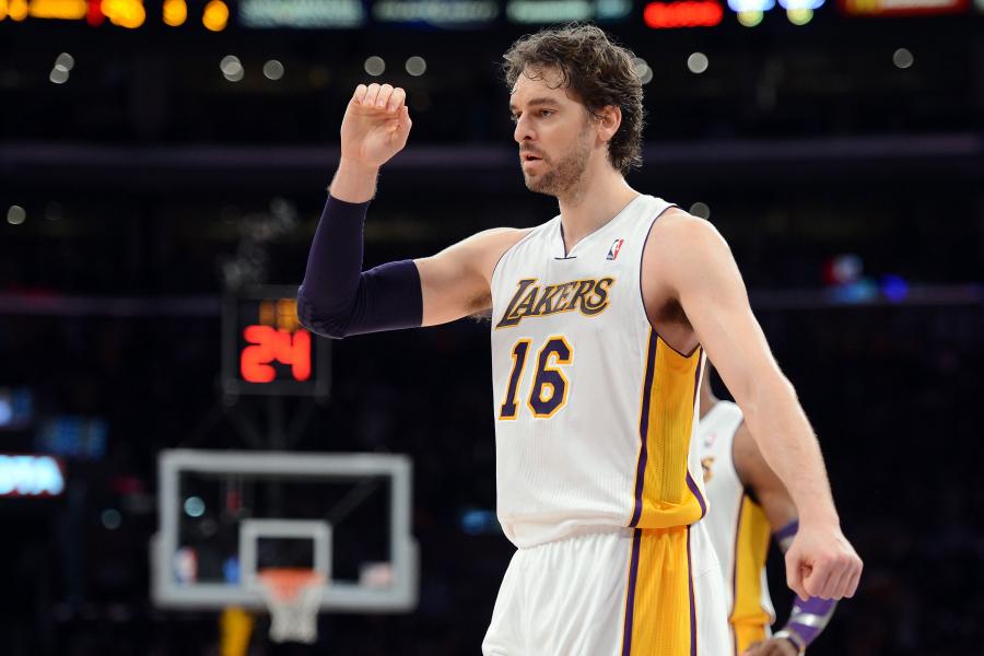 Lakers: How Pau Gasol ditched the 'soft' label in 2010 - Silver Screen and  Roll