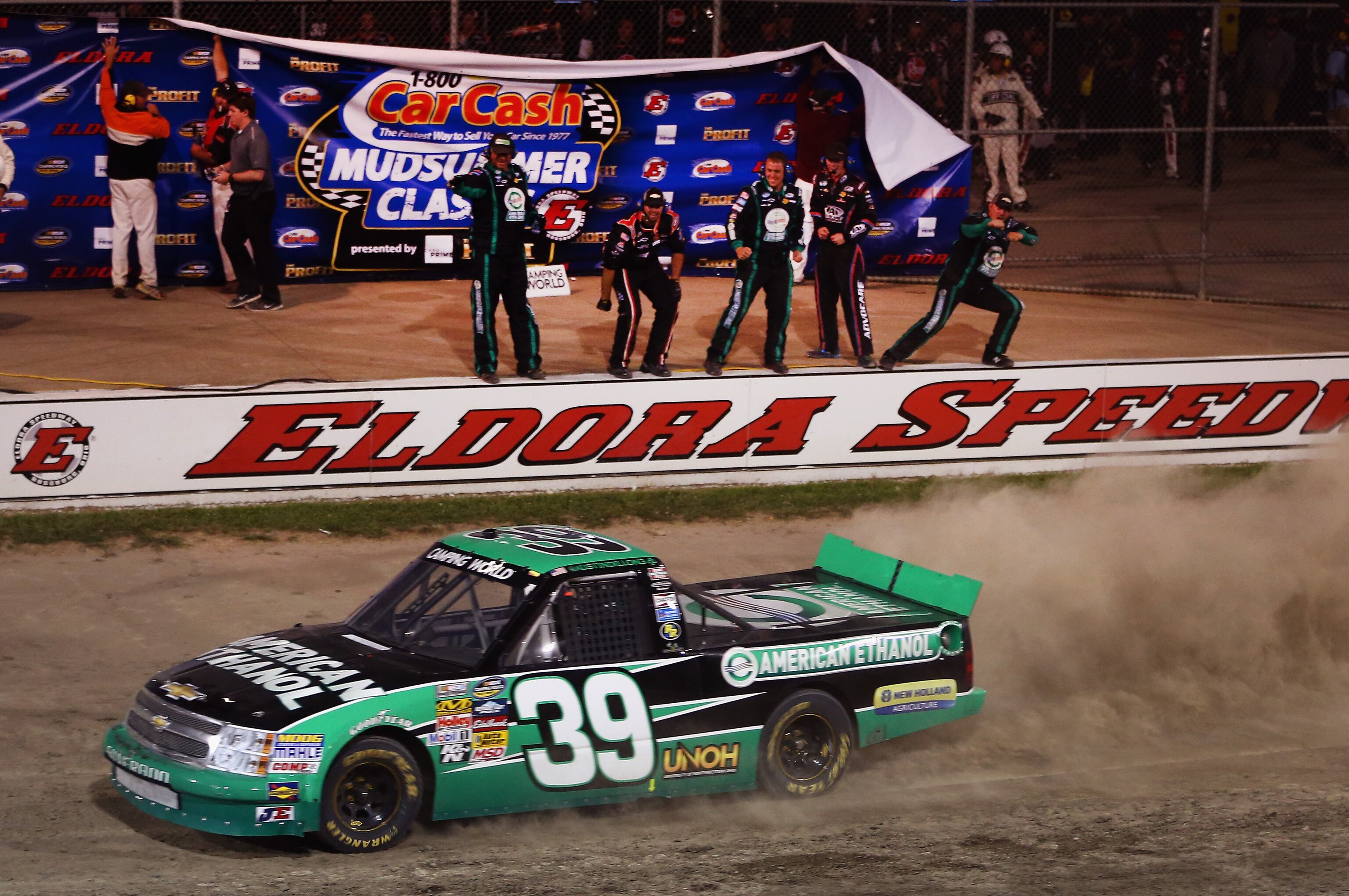 5 Reasons Nascar Must Add Dirt Track To Sprint Cup Schedule Bleacher Report Latest News Videos And Highlights