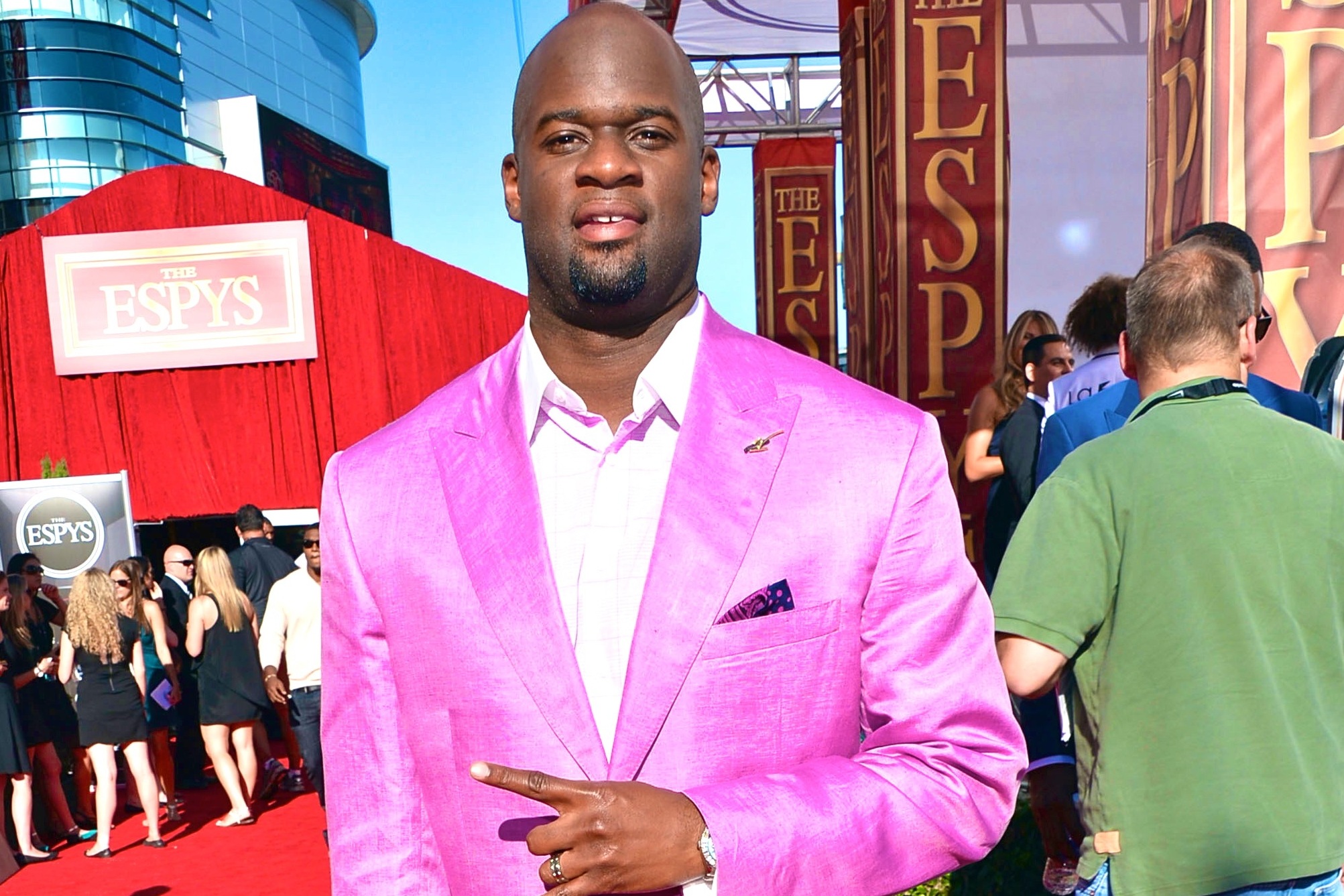 Vince Young bankruptcy: How QB racked up debt - Sports Illustrated