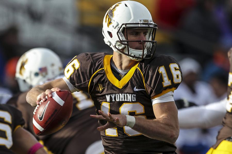 10 Worst College Football Uniforms Of The Bcs Era Bleacher