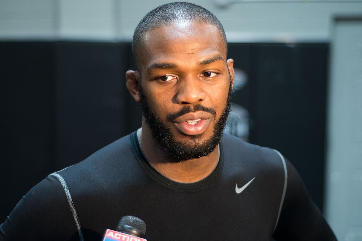 Jon Jones on Daniel Cormier: 'Short Reach, Bad Cardio' and 'Not Relevant to Me' | Bleacher ...