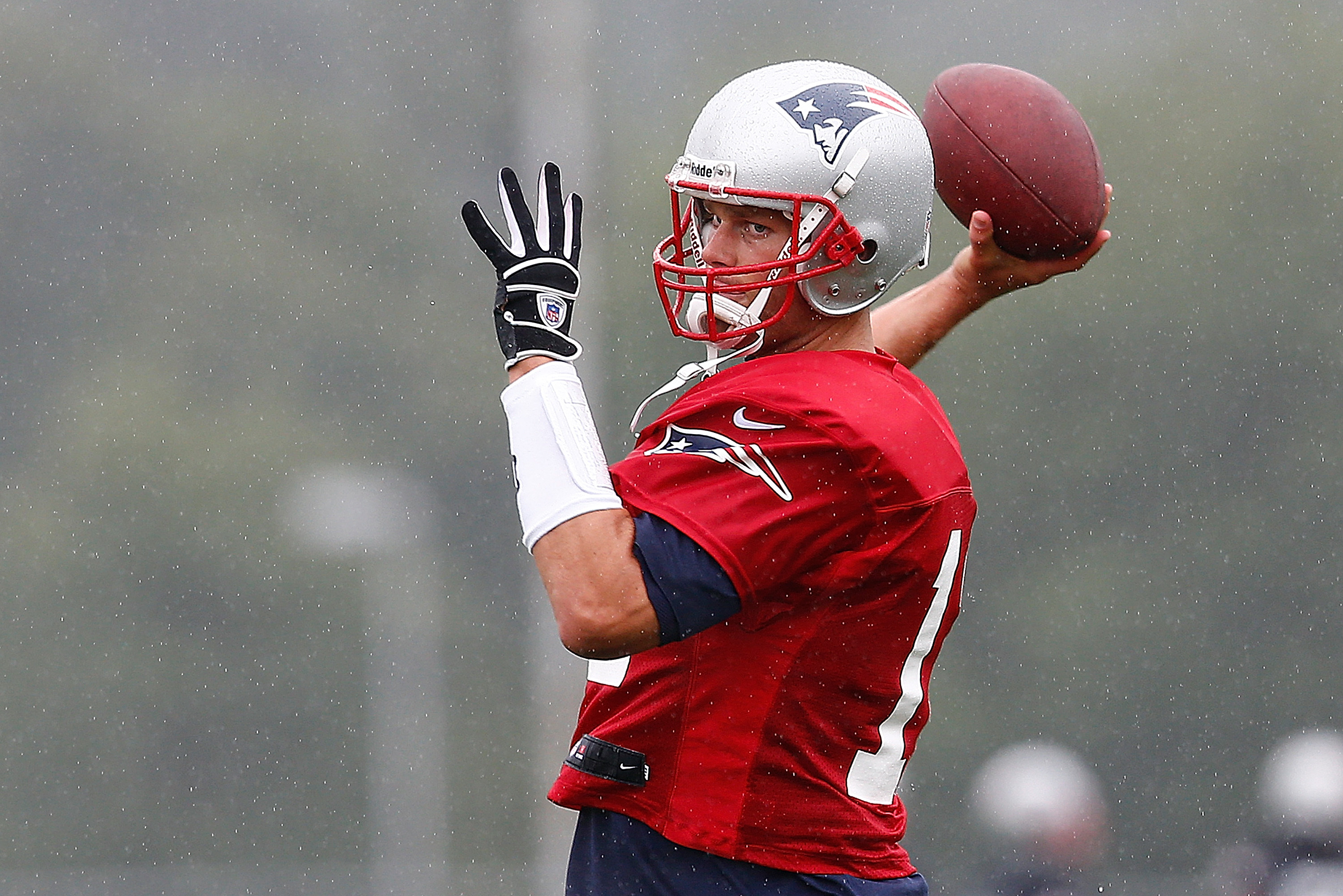 I know it's a long shot but does anyone know where I can find a 2009 AFL 50th  Anniversary AWAY Jersey? Preferably Tom Brady. My all-time favorite Pats  jersey. Love the red