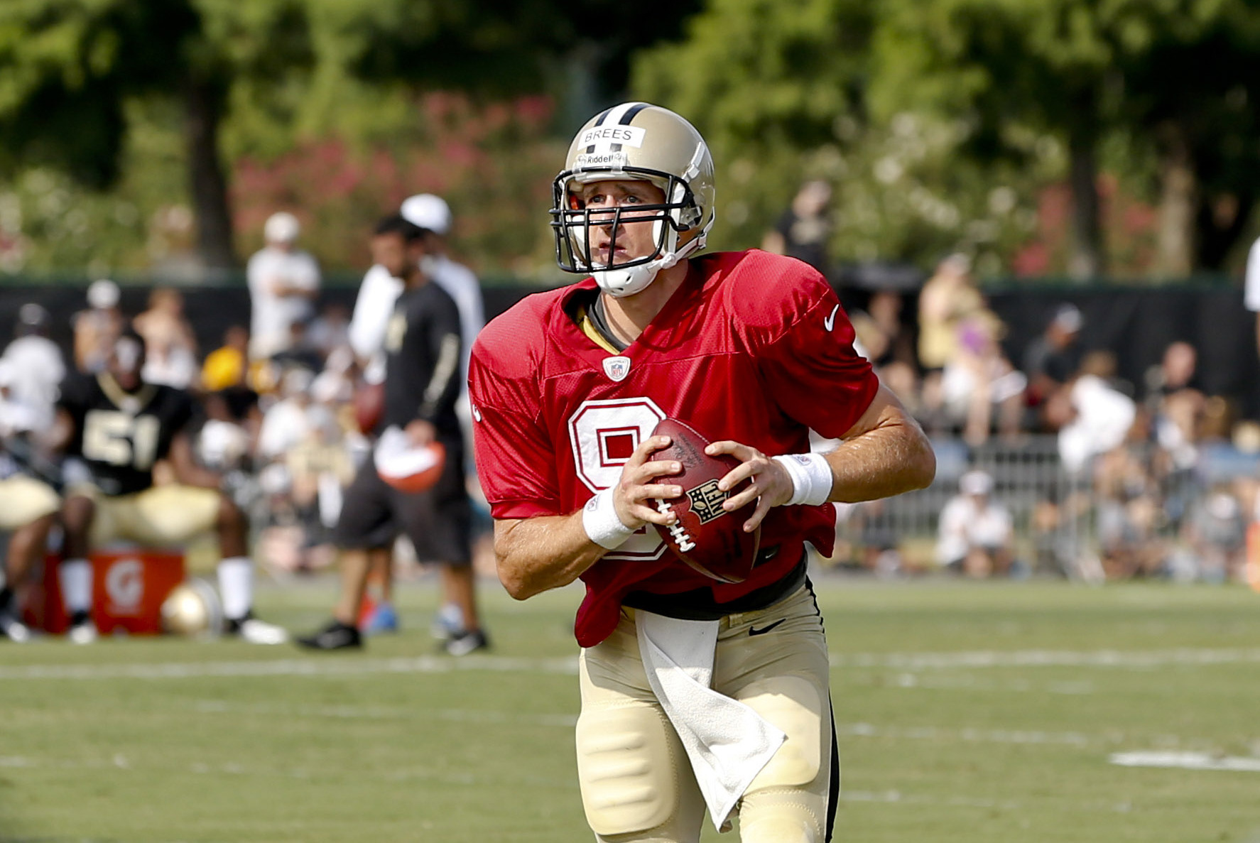 Featured image of post Chiefs Game Vs Saints - New orleans saints football game.