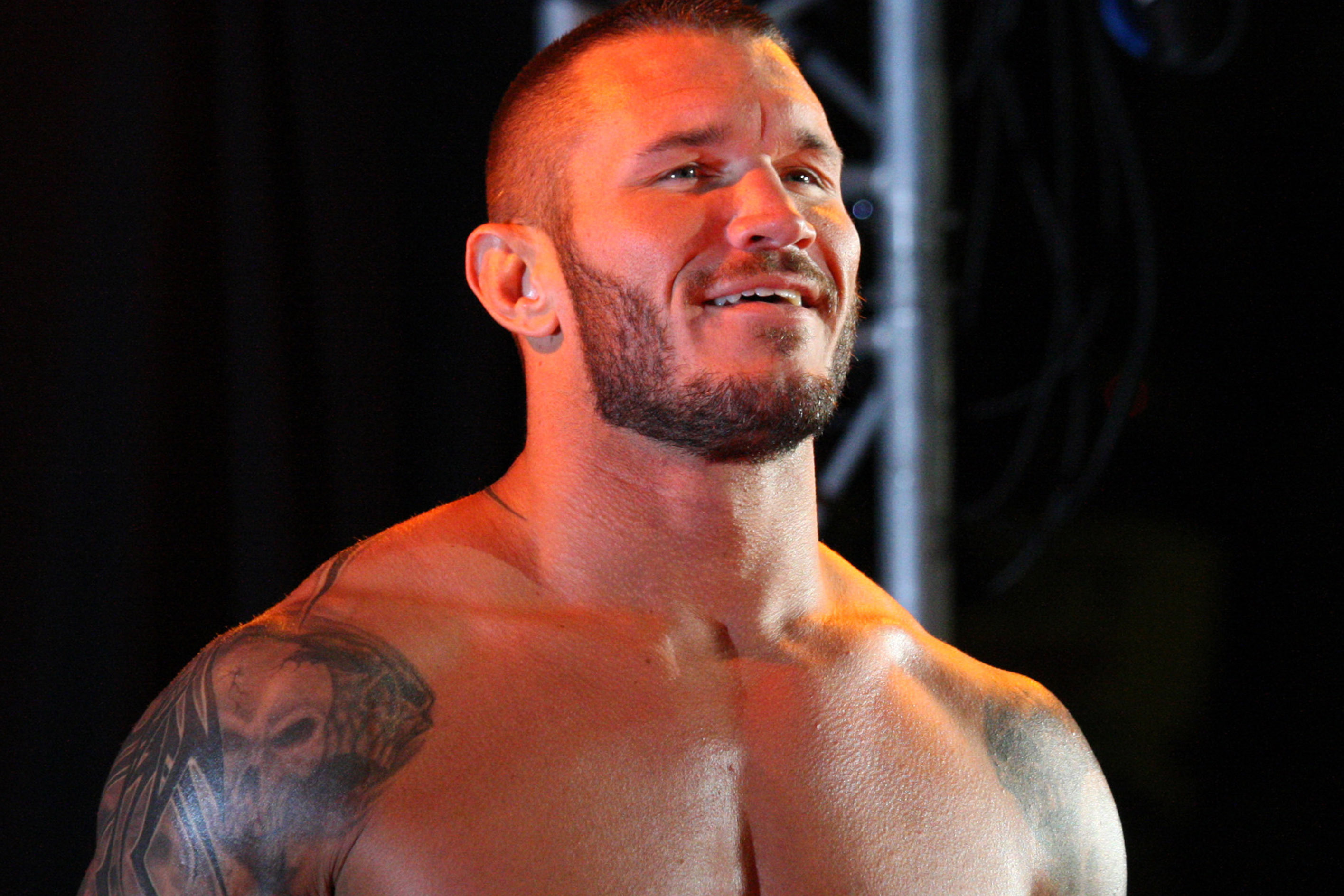 Randy Orton Cashes in WWE Title Shot vs. Daniel Bryan at SummerSlam | News,  Scores, Highlights, Stats, and Rumors | Bleacher Report