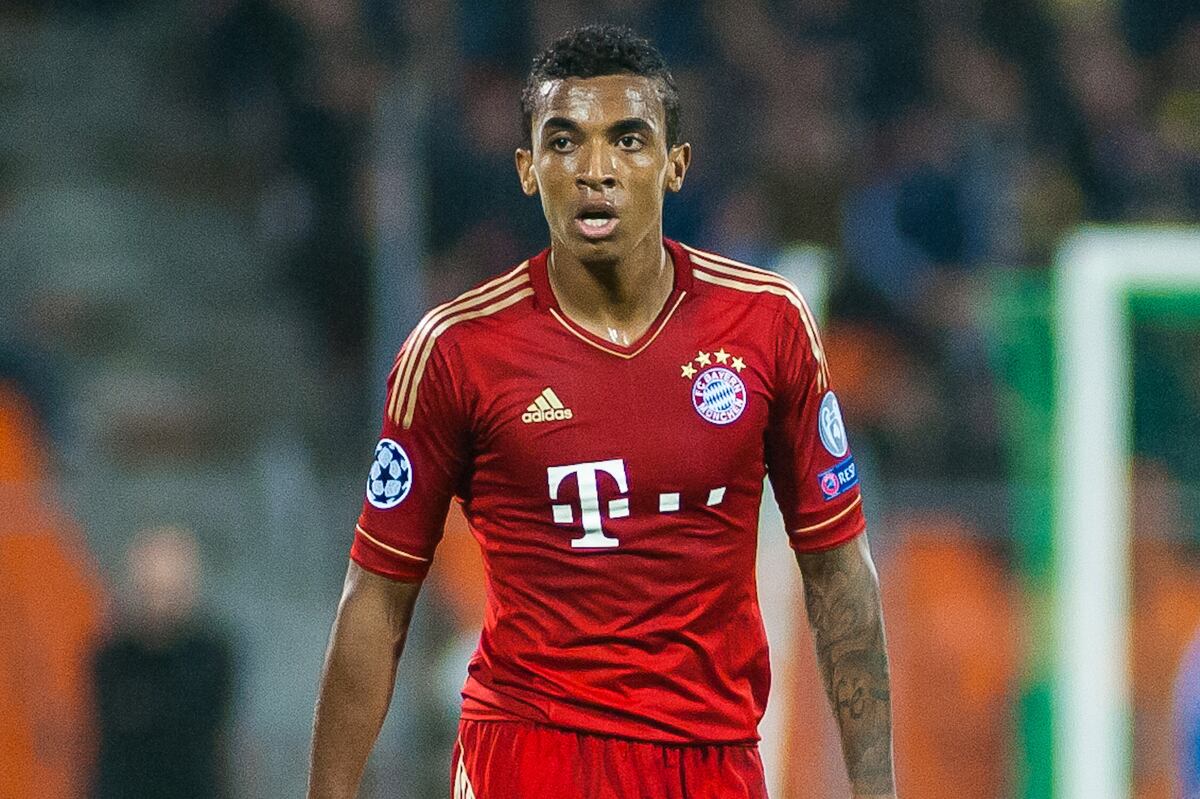 Chelsea Transfer News: Luiz Gustavo Would Be Solid Signing at Right
