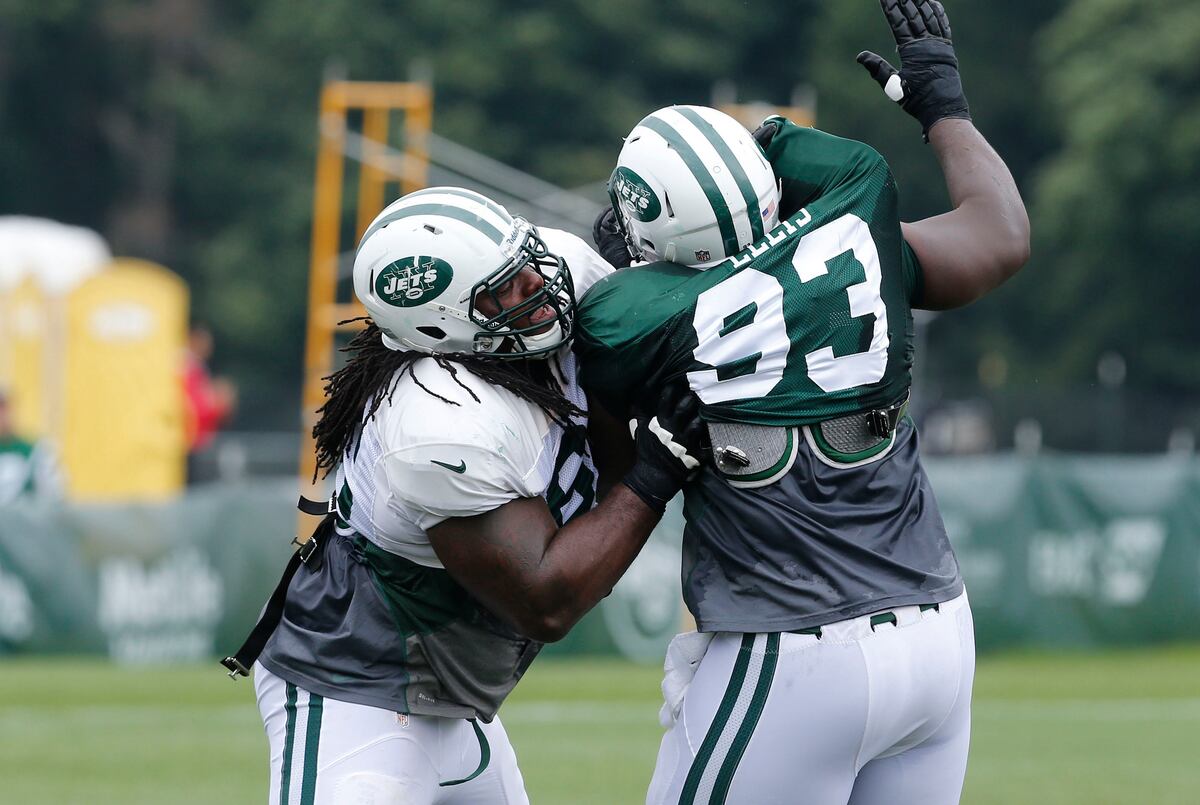Updating New York Jets' Key Position Battles Halfway Through Training