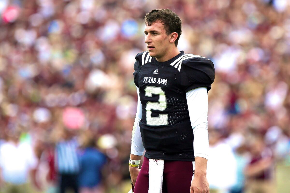 4 400 Johnny Manziel Signings in 1 Month Give NCAA More 