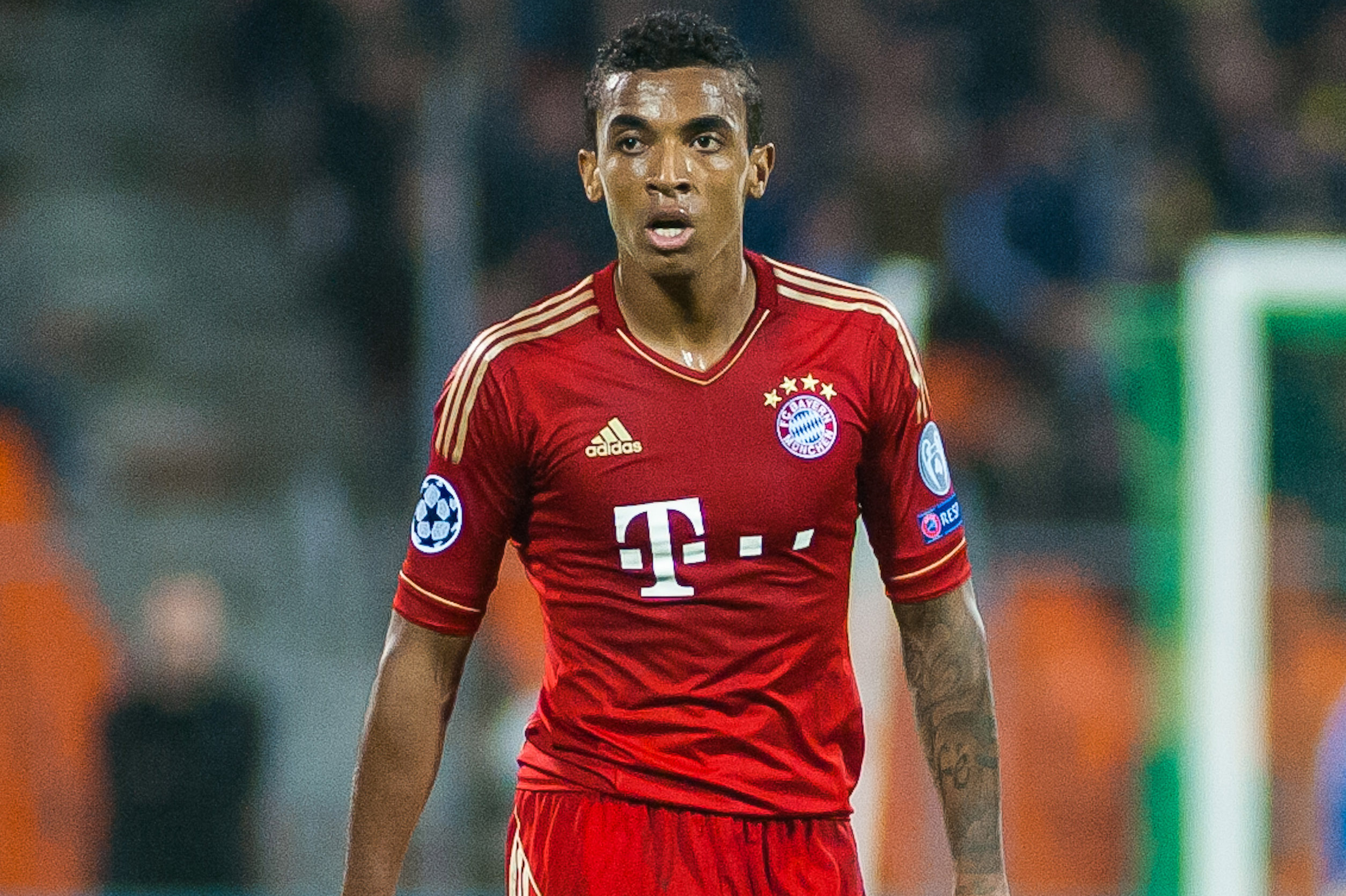Luiz Gustavo Will Suffer from Transfer to Wolfsburg over Arsenal | News, Scores, Highlights, Stats, and Rumors | Bleacher Report