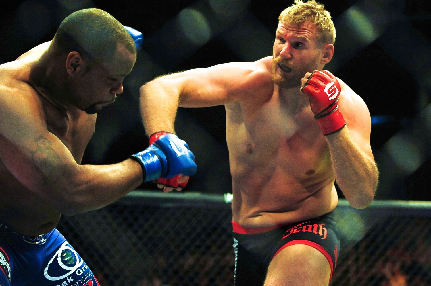 Josh Barnett Isn't Sure What Belt Frank Mir Held but It Wasn't the UFC ...
