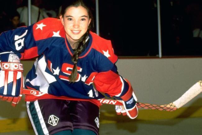 Twenty-four years ago, Julie The Cat Gaffney embarked on the ice to keep  Team USA in the Junior Goodwill Games : r/hockey