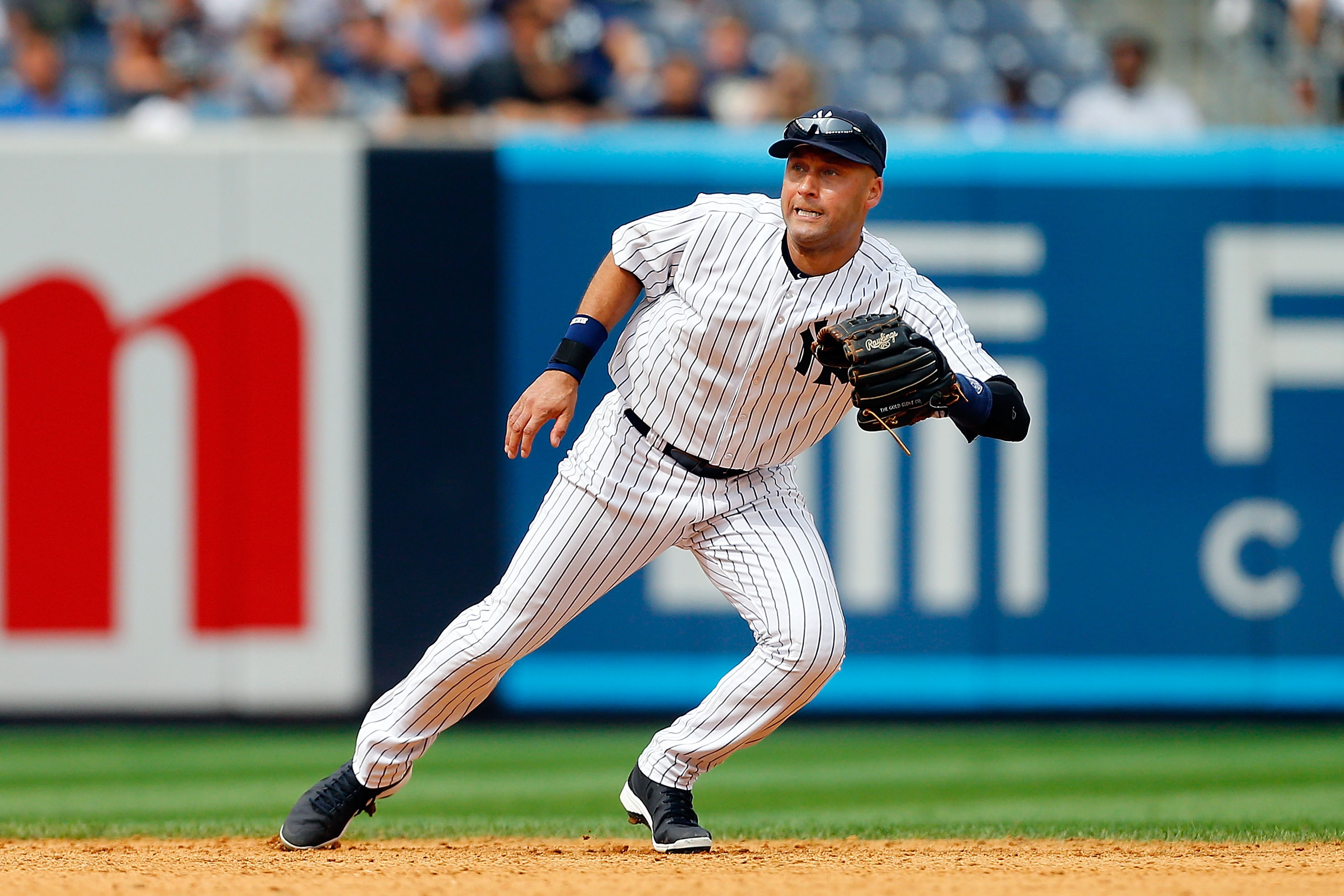 Derek Jeter Retiring From New York Yankees; Baseball Facing Star Void