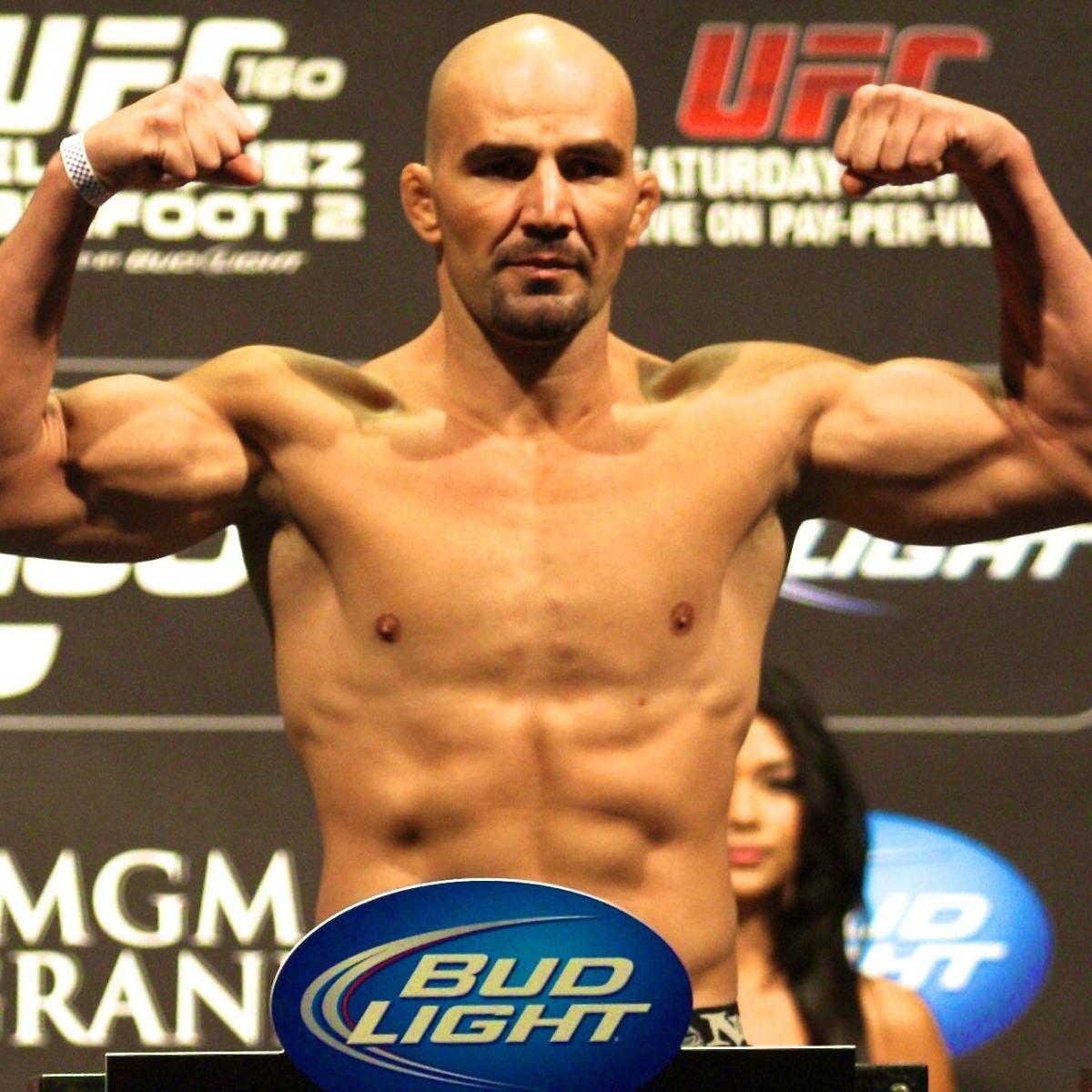UFC Fight Night 28 Results: Grades for Every Main Card Fighter