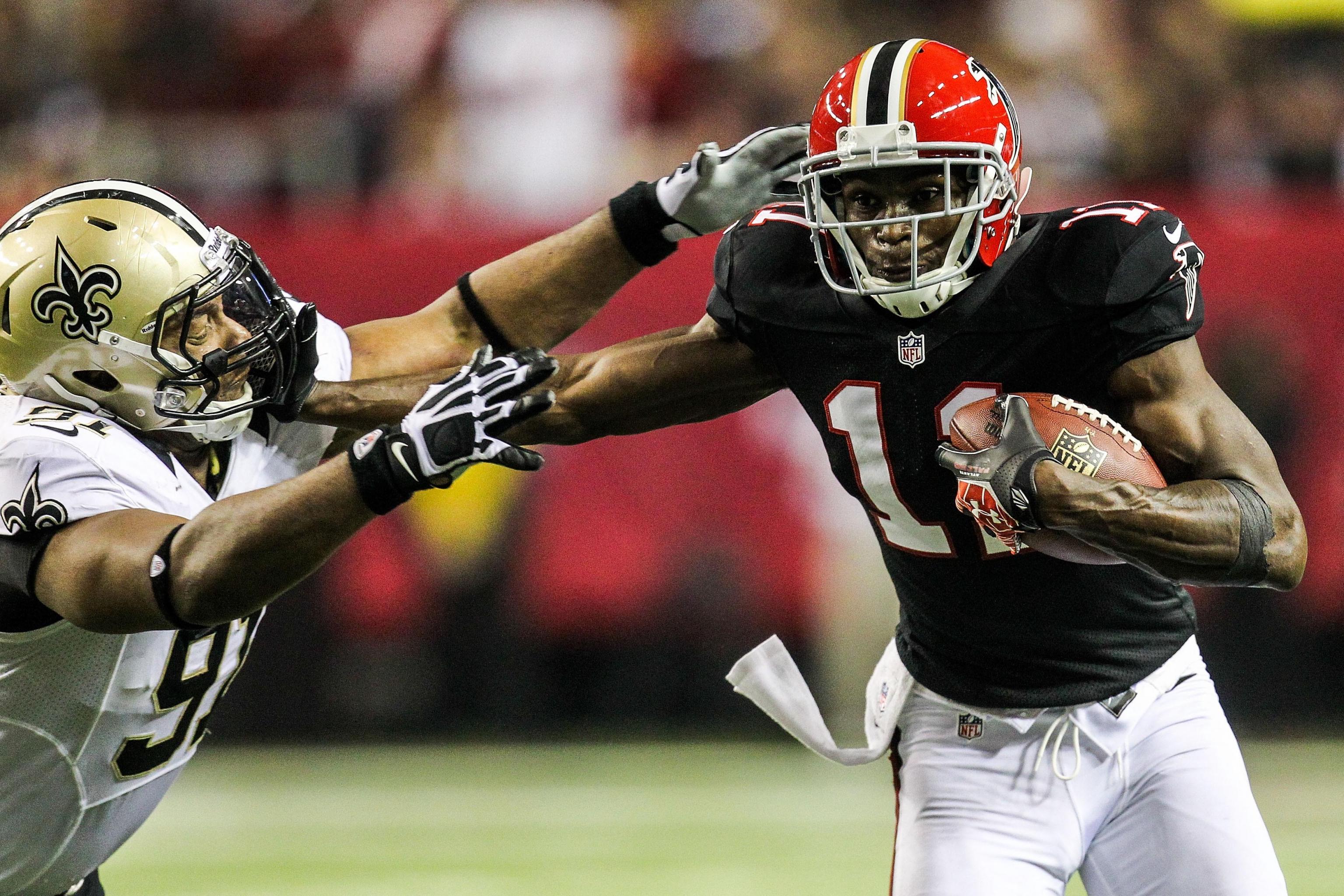 Atlanta Falcons Wear All Red 'Color Rush' for Saints Rivalry