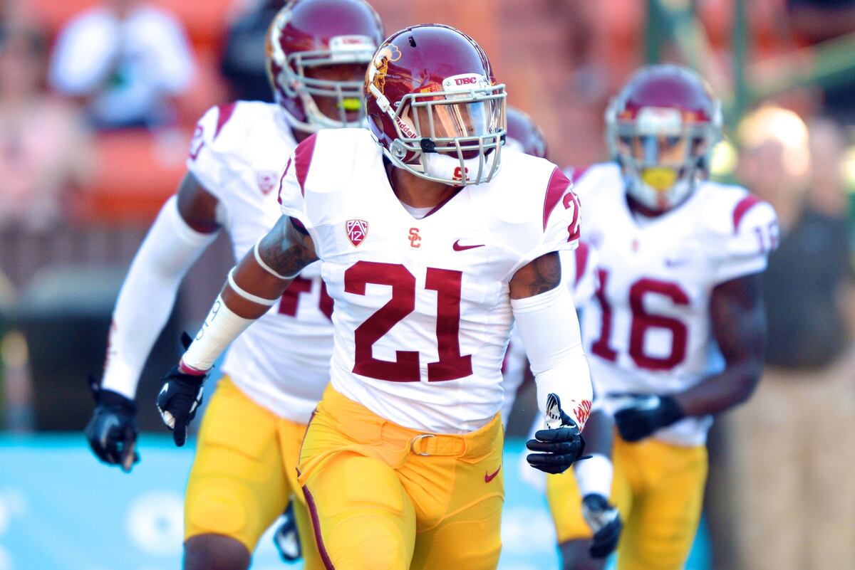 USC Football Is Defense Ready for Mike Leach's Air Raid Offense