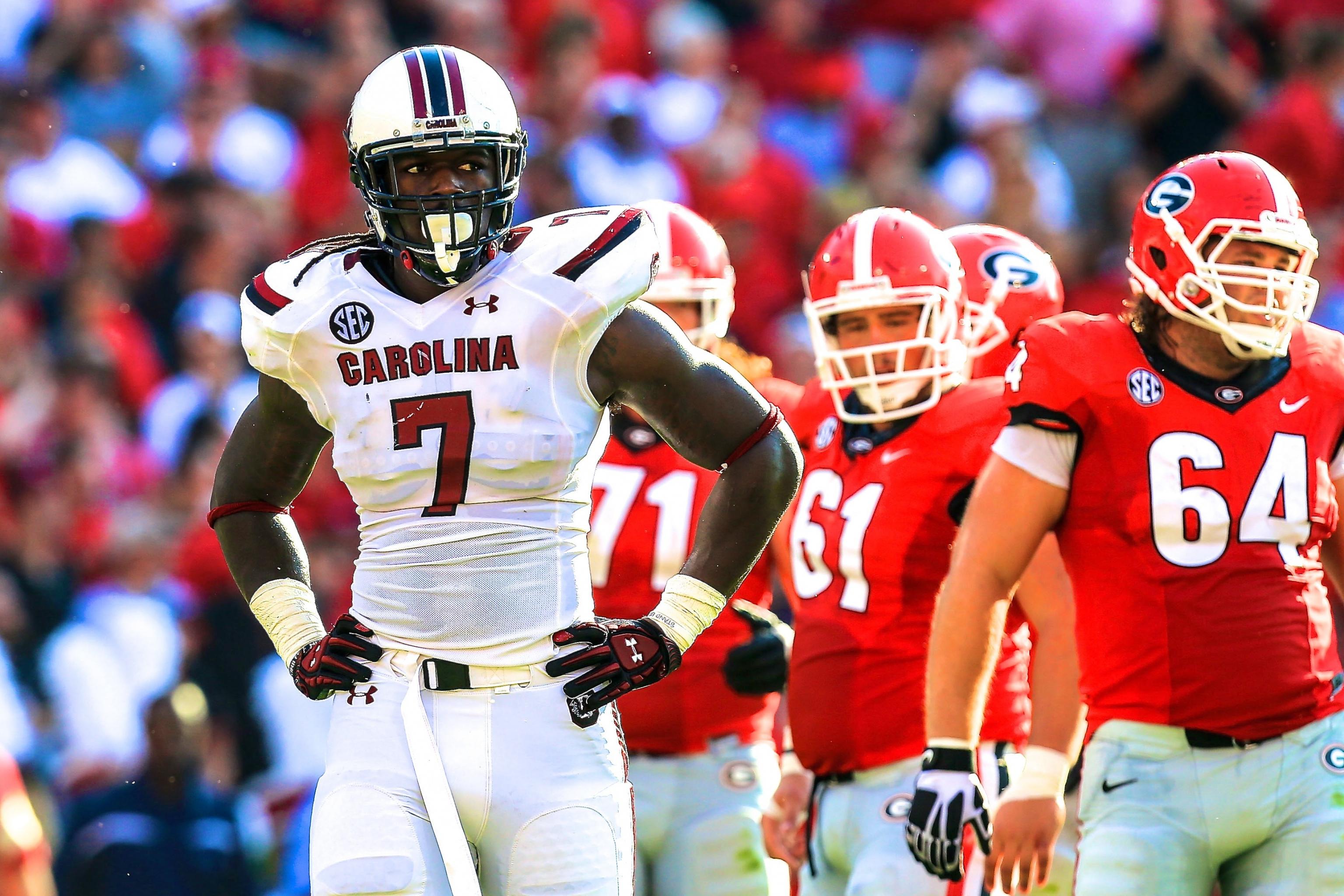 Jadeveon Clowney Vents Frustration To South Carolina S Coaching