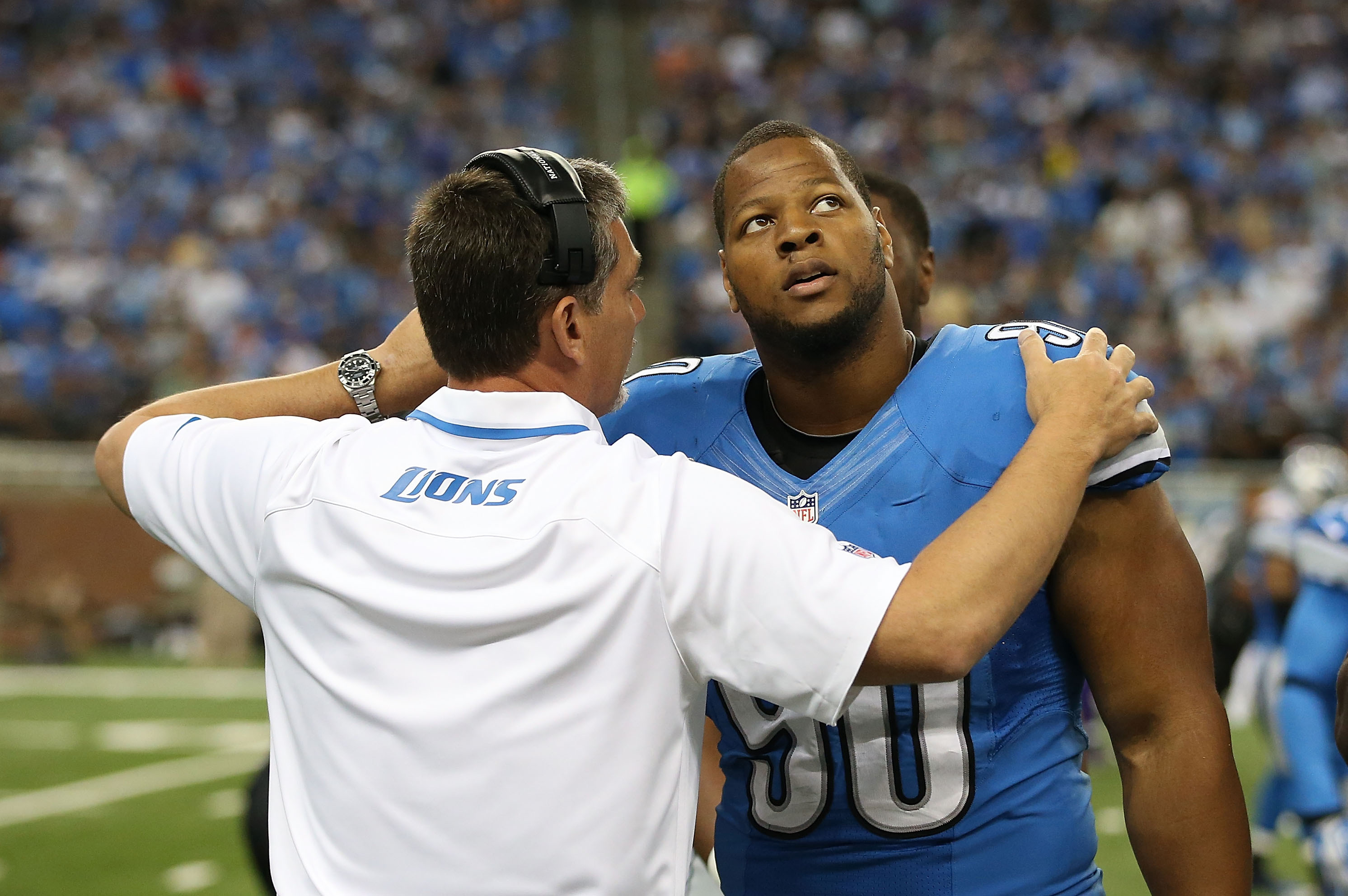 Ndamukong Suh apologizes to Detroit Lions for hit that drew record