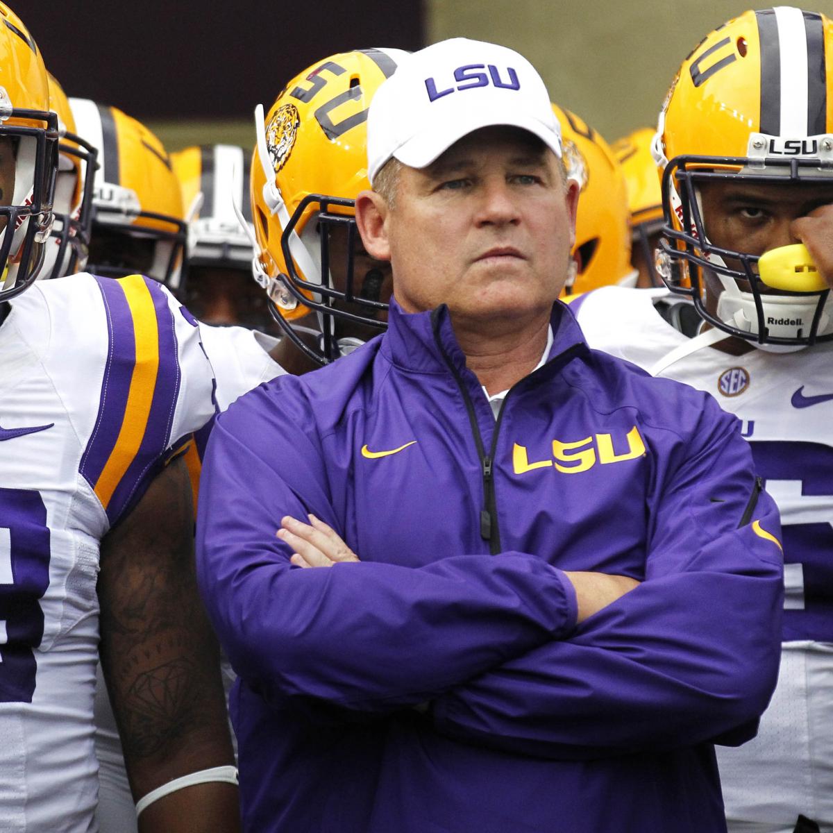 Les Miles Talks Sports Illustrated Report, Says He Did 'Right' by