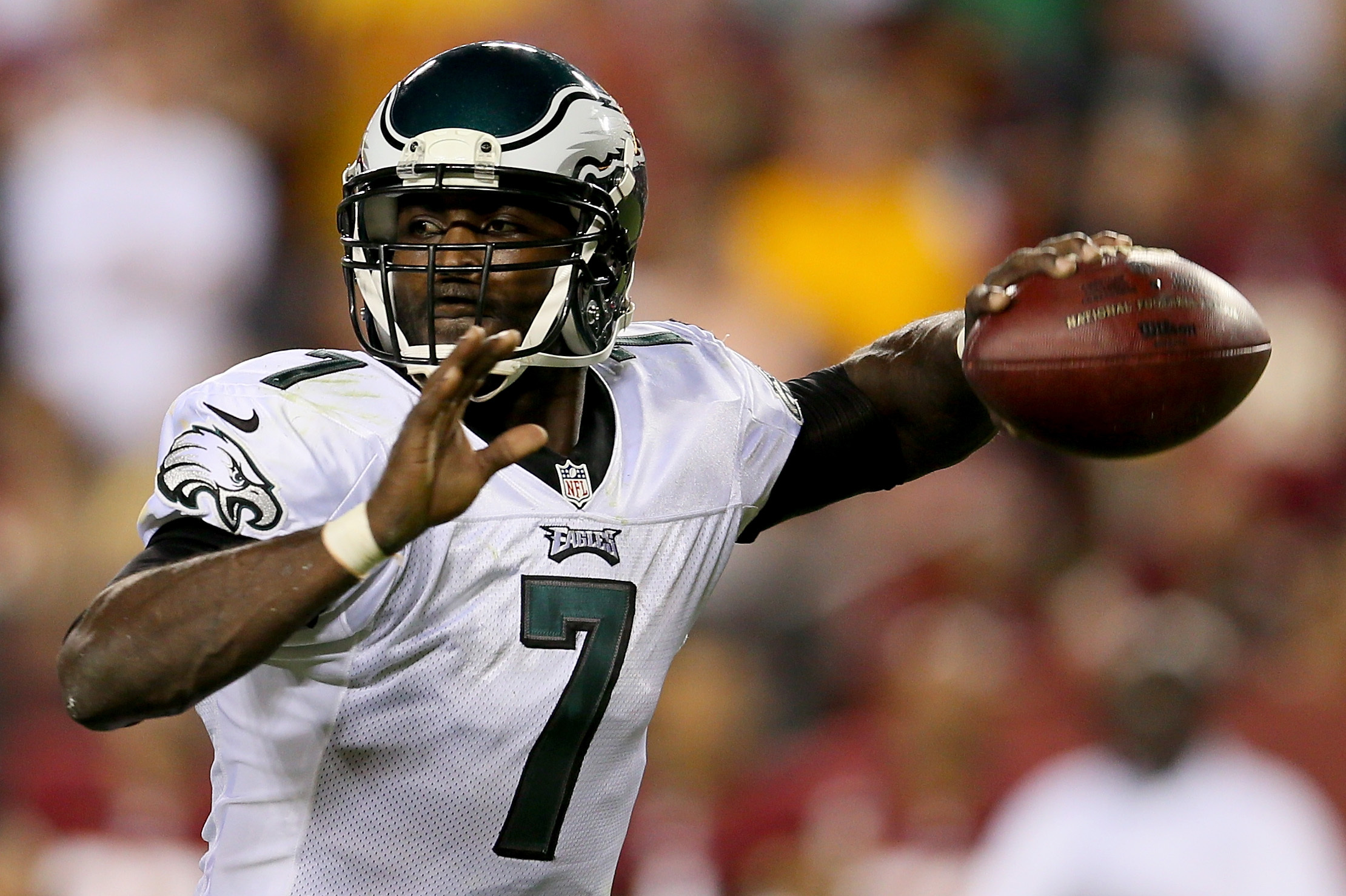 Eagles head coach Chip Kelly: Michael Vick has skills to win with his  offense