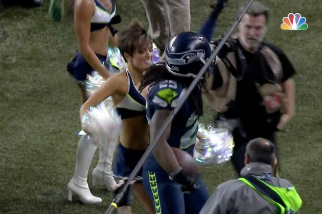 Richard Sherman Dances With Seahawks Cheerleaders After