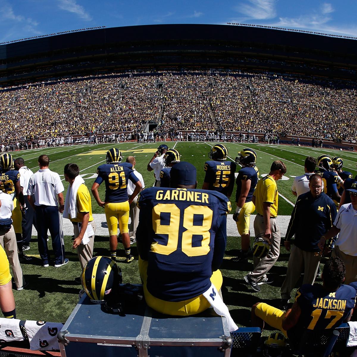 Michigan Wolverines vs. Connecticut Huskies Complete Game Preview