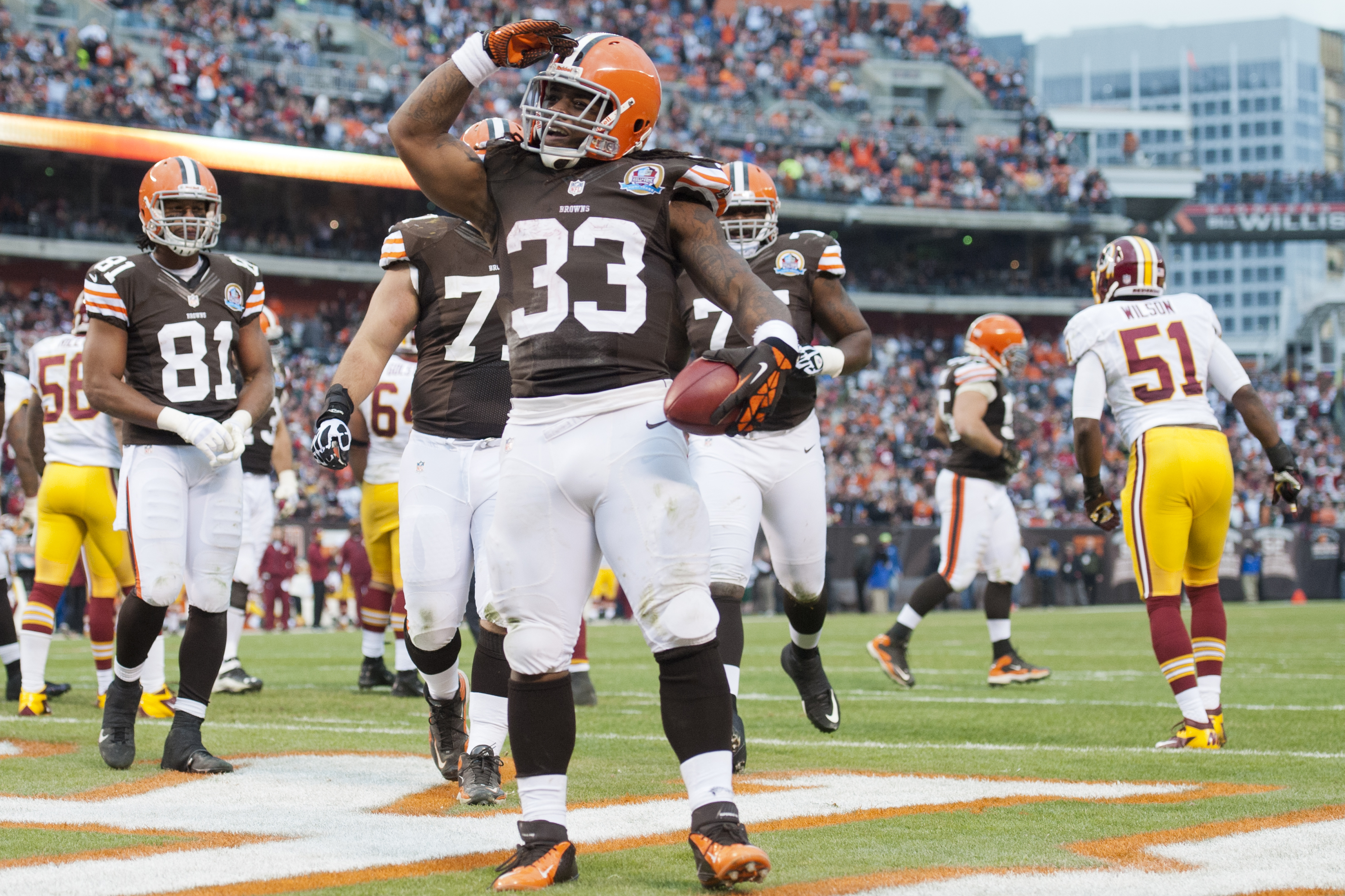 Trent Richardson traded from Browns to Colts for 2014 first-round