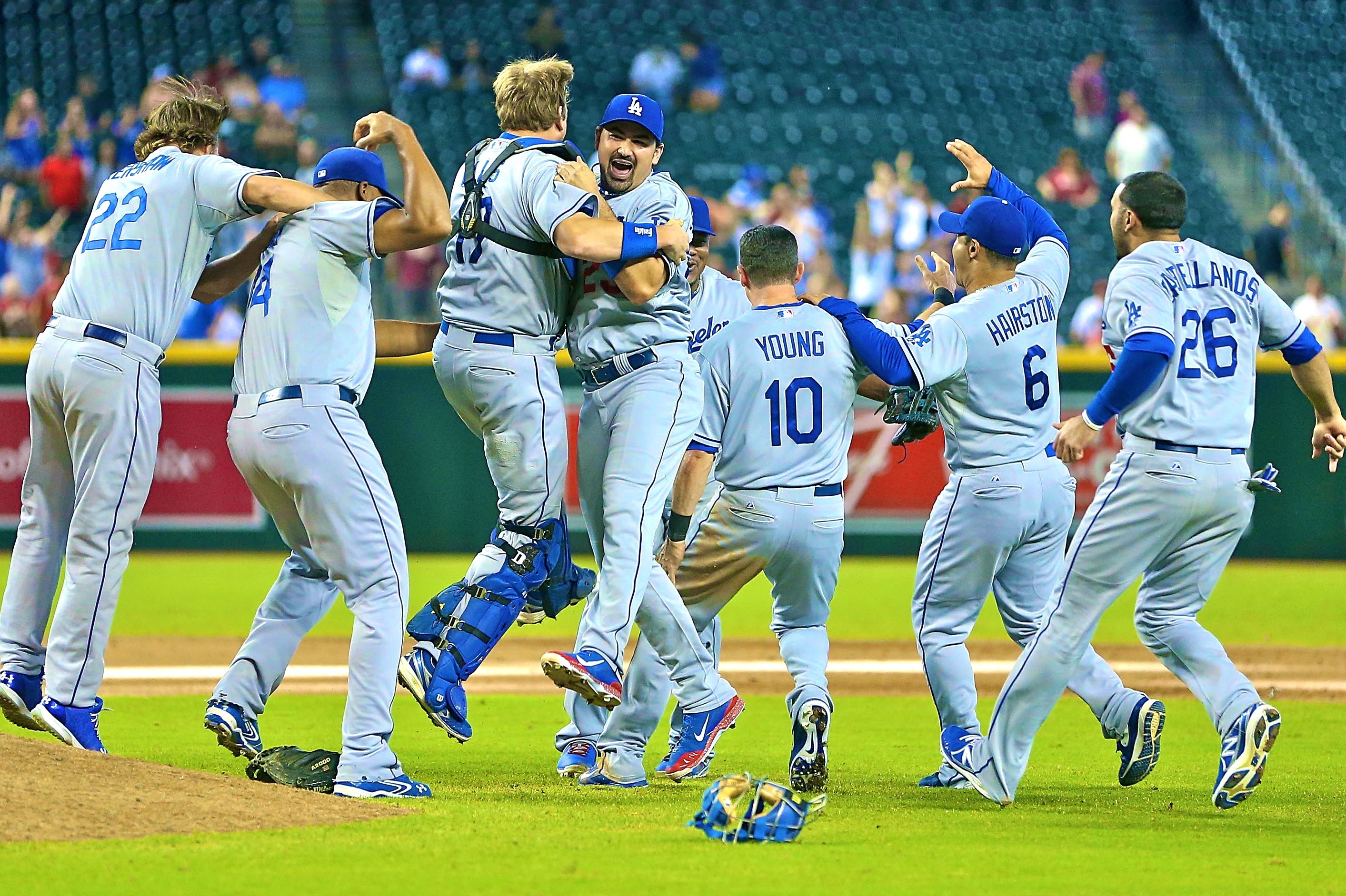 Dodgers clinch ninth NL West title in past 10 seasons 