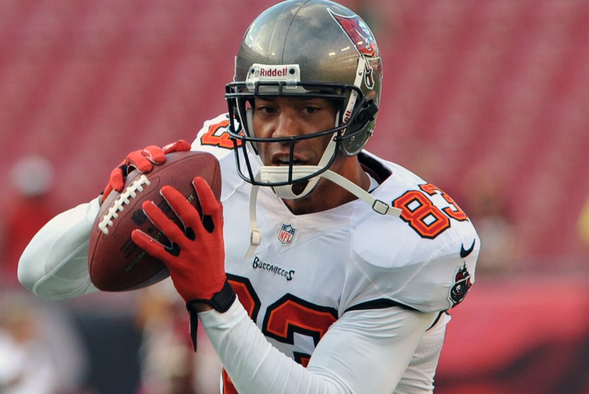 Vincent Jackson Injury: Updates on Buccaneers WR's Ribs ...