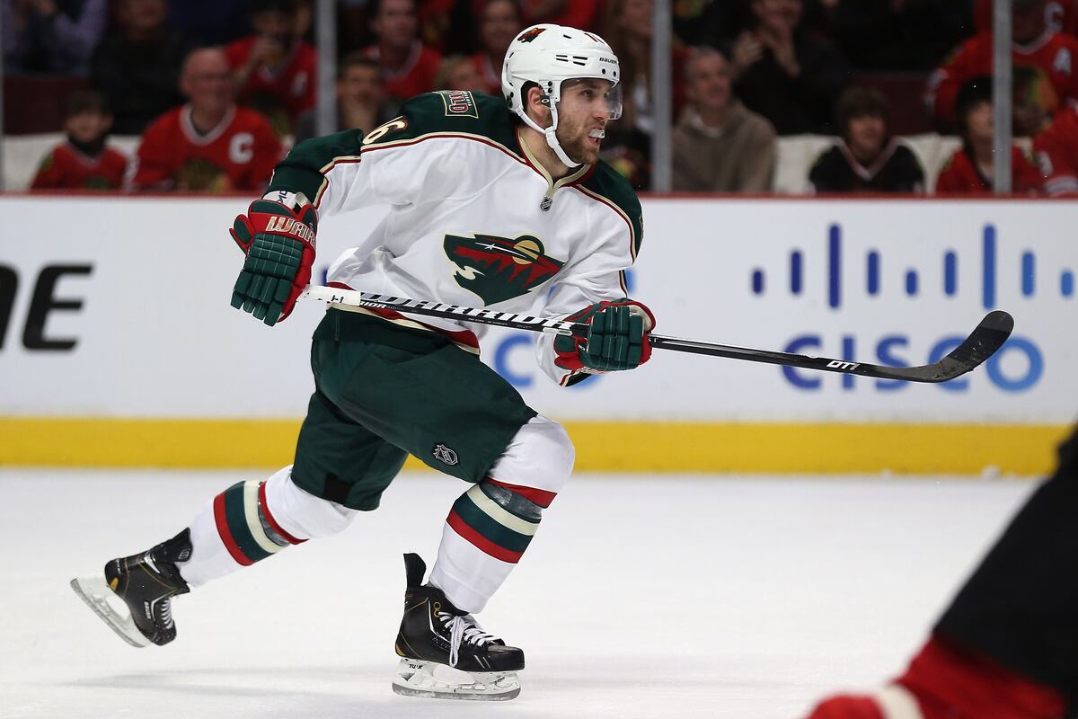 girl-self-hockey-commercials-jason-petite-naughty-teen