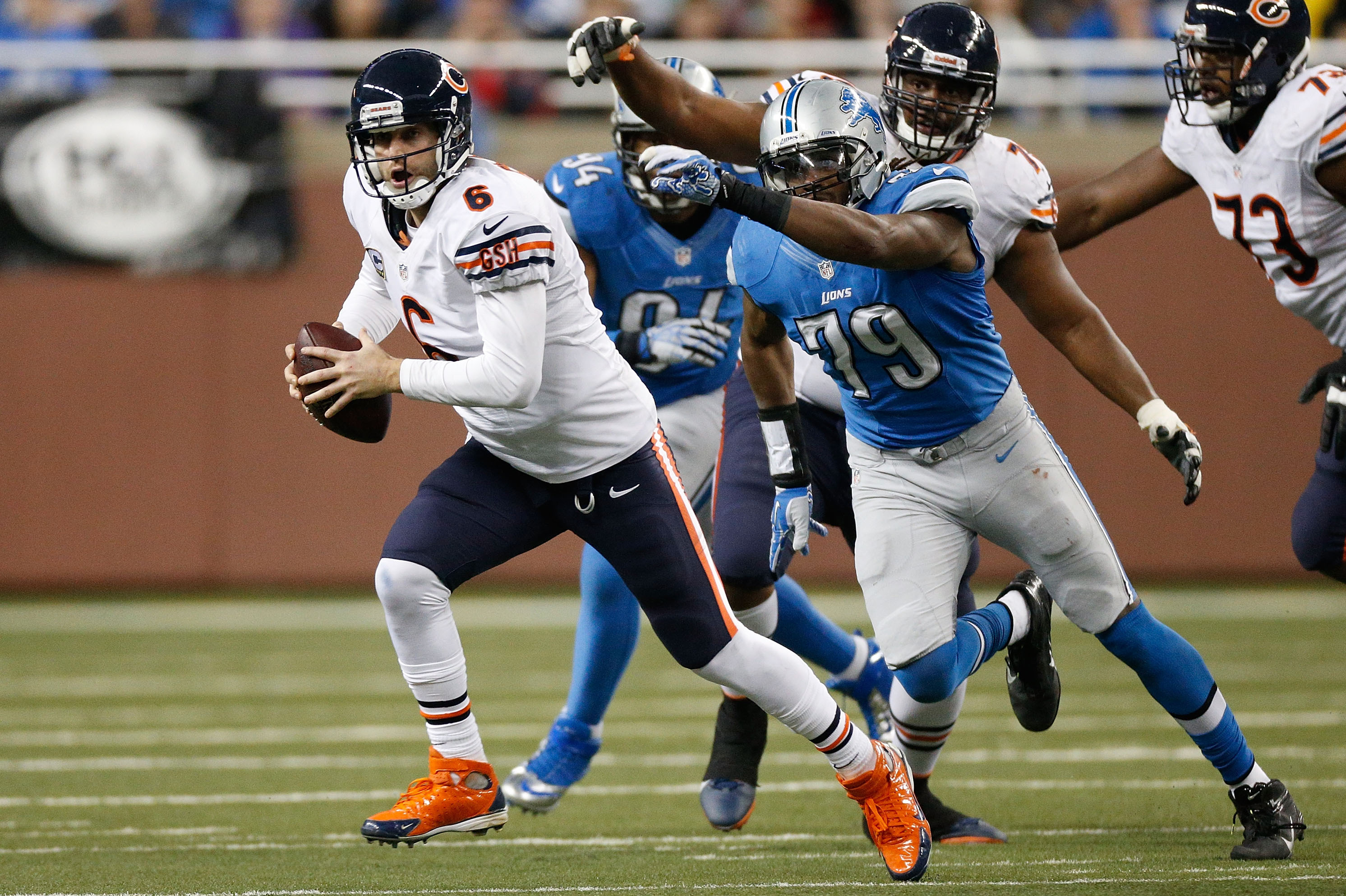 Too much Reggie Bush for Lions, too much Jay Cutler for Bears 