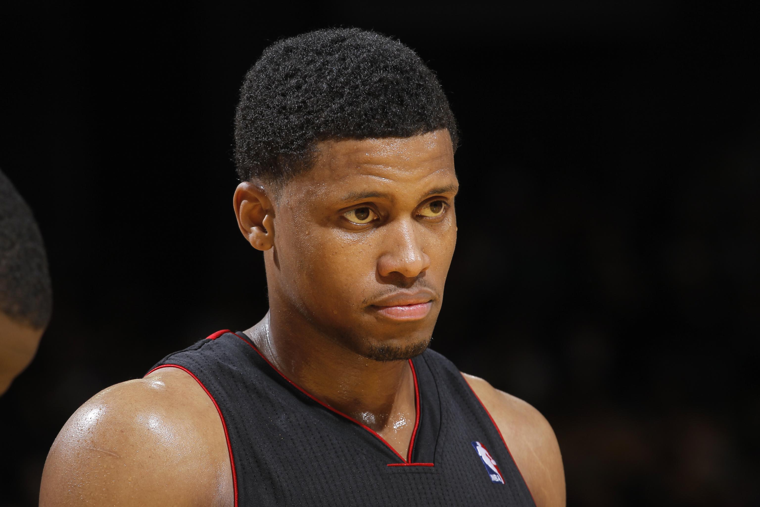 X \ theScore على X: Here's Rudy Gay in a Raptors uniform. How does he look  to you?