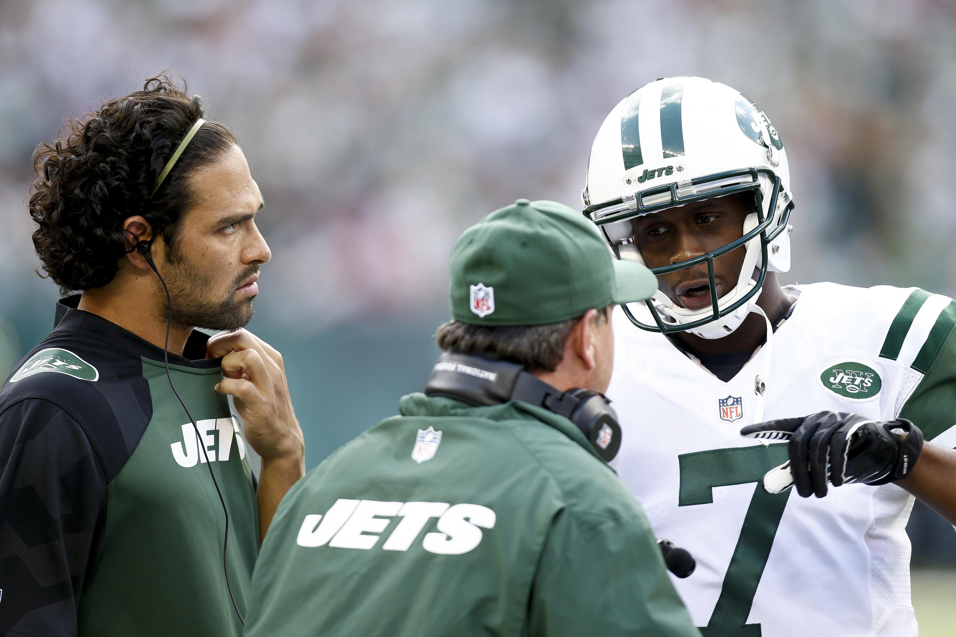 The fate of a Jets' first-round draft pick is in Geno Smith's hands