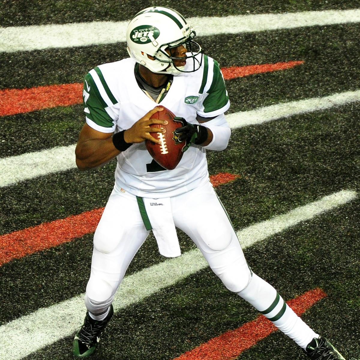 The fate of a Jets' first-round draft pick is in Geno Smith's hands