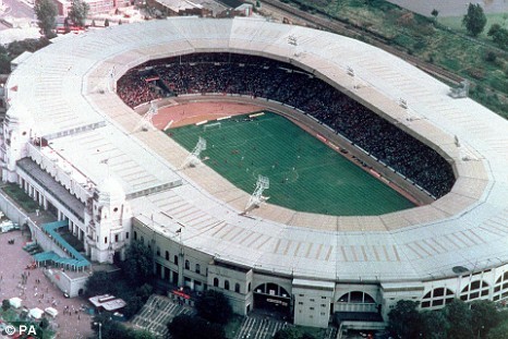 Serie B: soccer stadiums by capacity 2021-2022