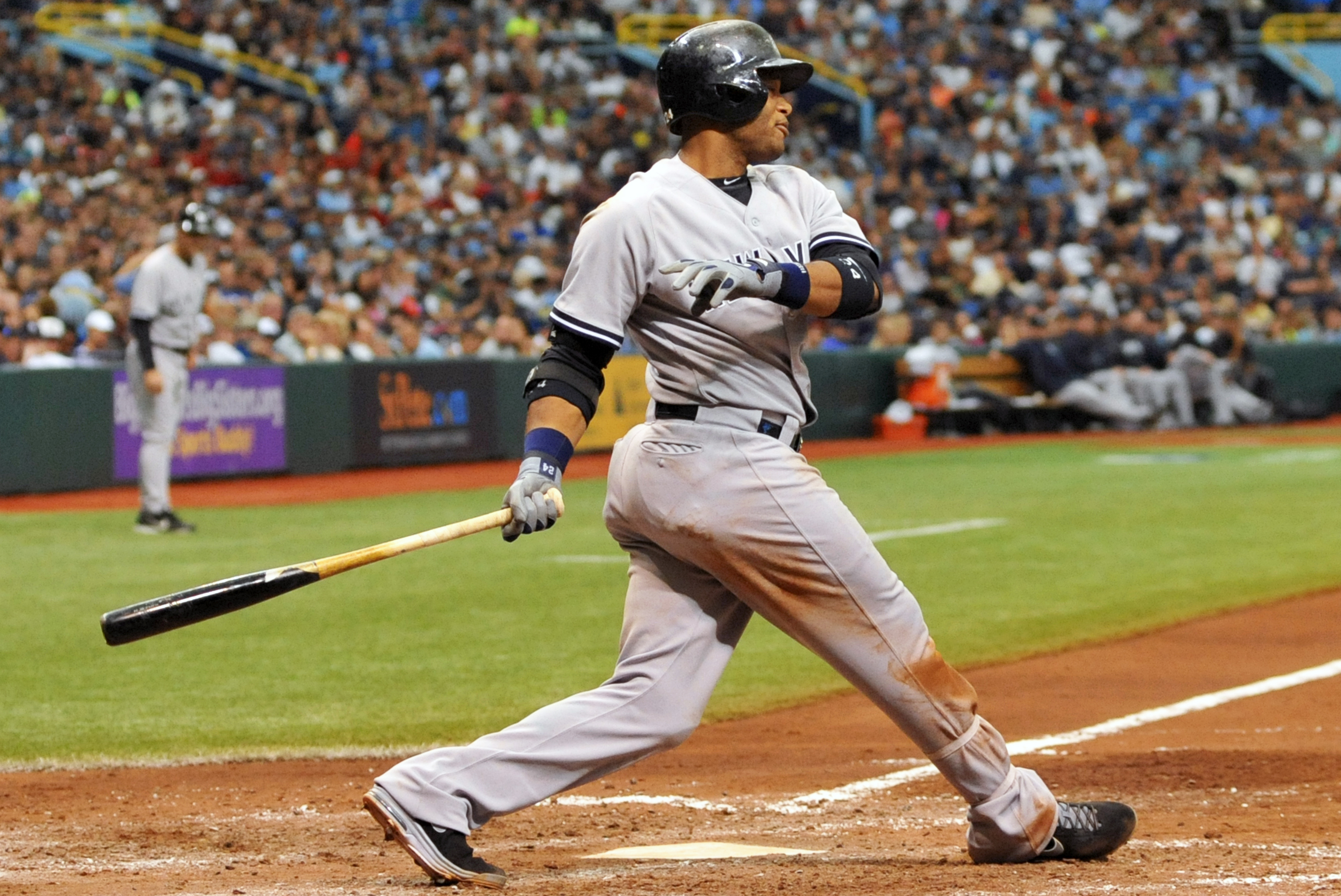 What Should Be New York Yankees' Max Offer to Robinson Cano