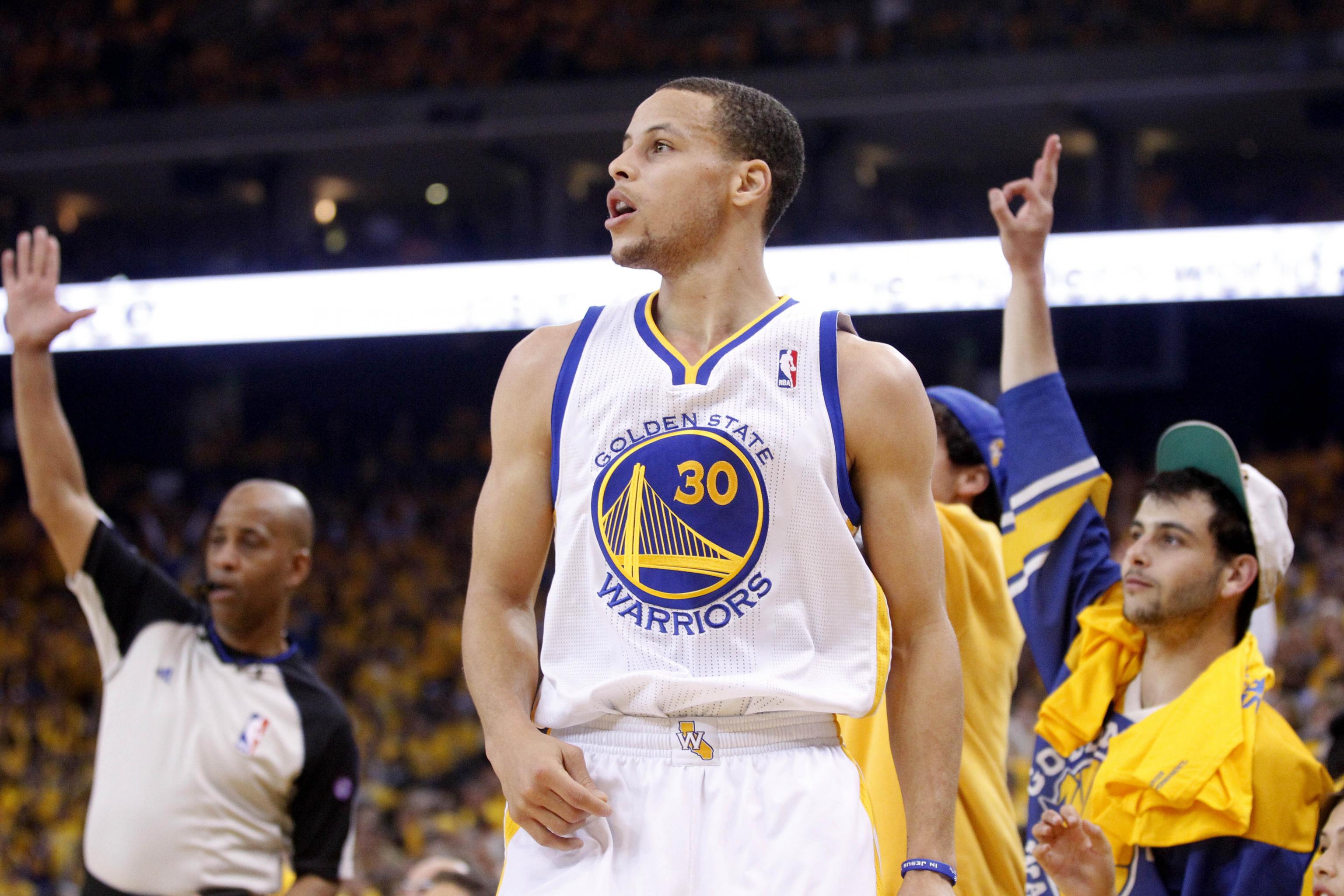 Stephen Curry Becomes Latest Superstar to Swap Jerseys With Dwyane