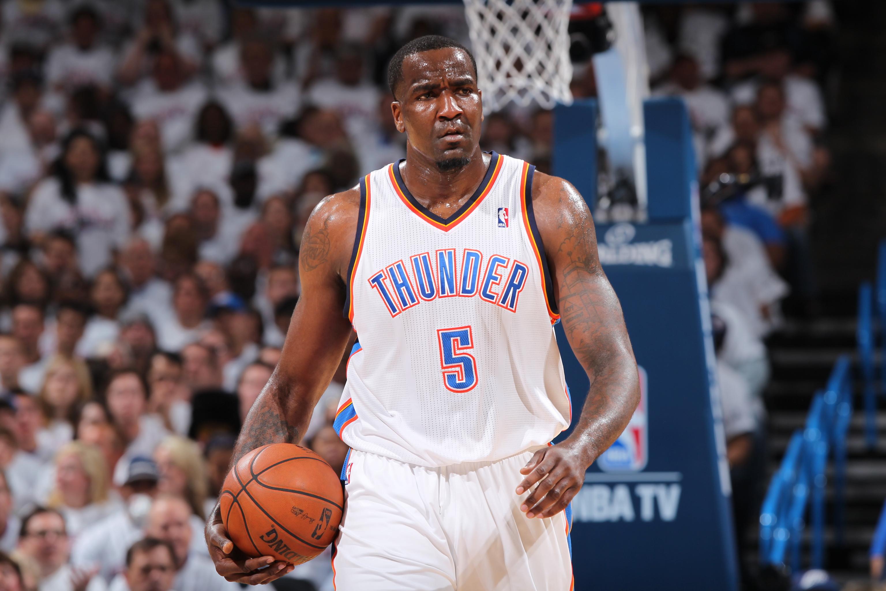 Oklahoma City's Kendrick Perkins leaves game with dislocated finger -  Sports Illustrated