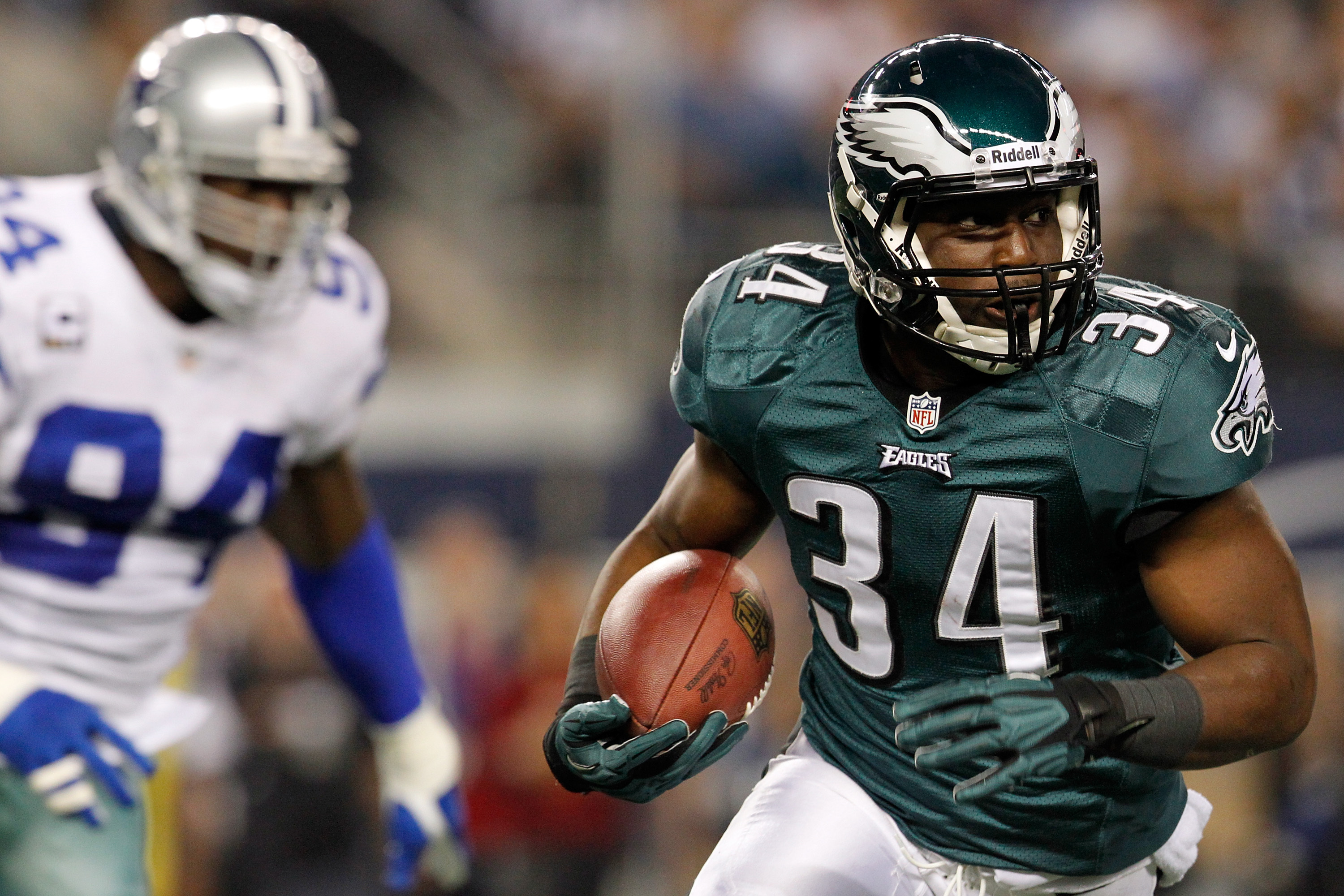 Philadelphia Eagles trade RB Bryce Brown to Buffalo Bills for