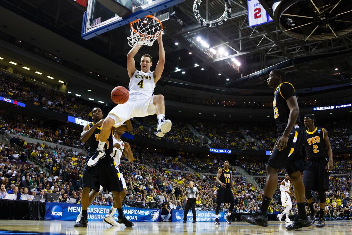 Ranking The Nation S Top 20 Centers For 2013 14 Ncaa Basketball