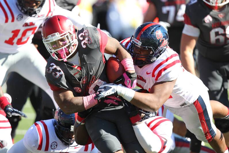 Ole Miss Football Rebels De C J Johnson Out For Season