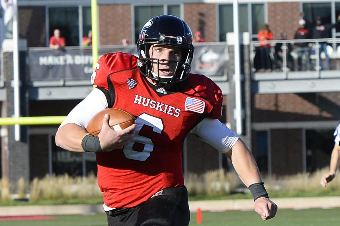 Northern Illinois' Jordan Lynch Breaks FBS SingleGame QB Rushing